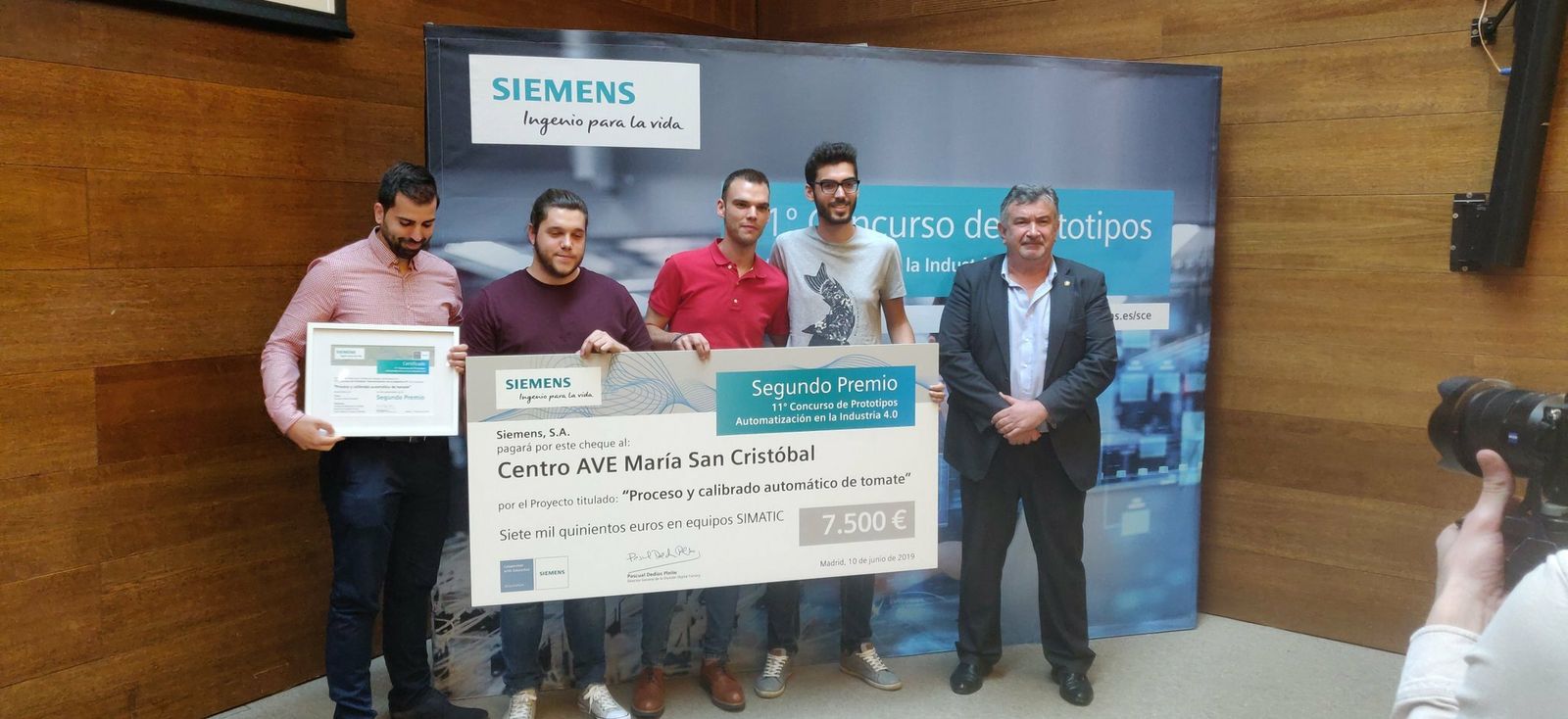 Alumnos del Ave María San Cristóbal durante la entrega de premios.