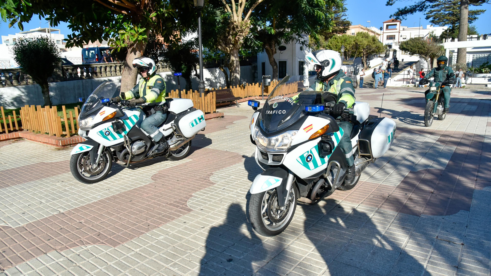 Laa fotos de los ensayos para desfile del Día del Pilar en Tarifa