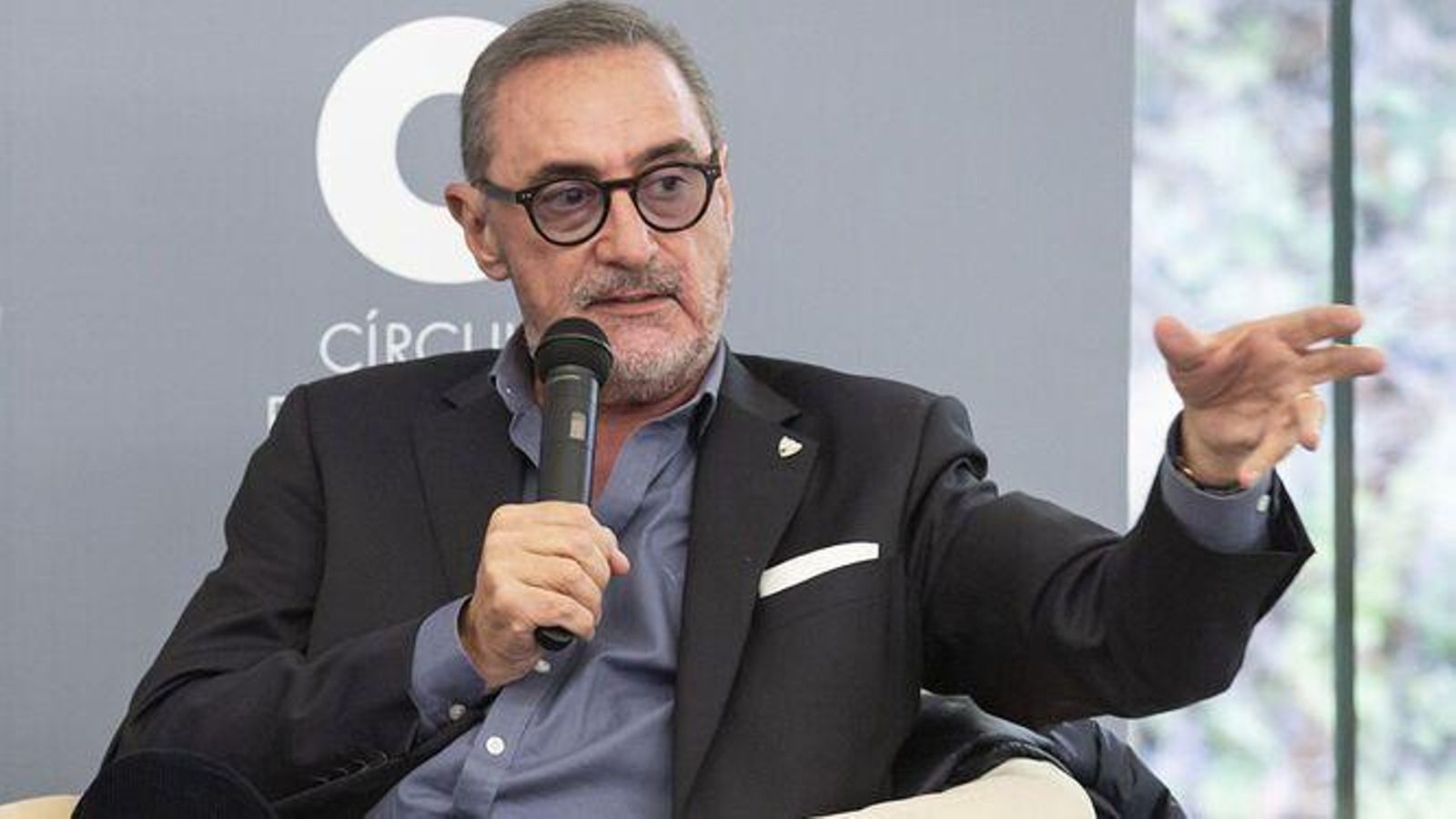 Carlos Herrera. Carlos Herrera.