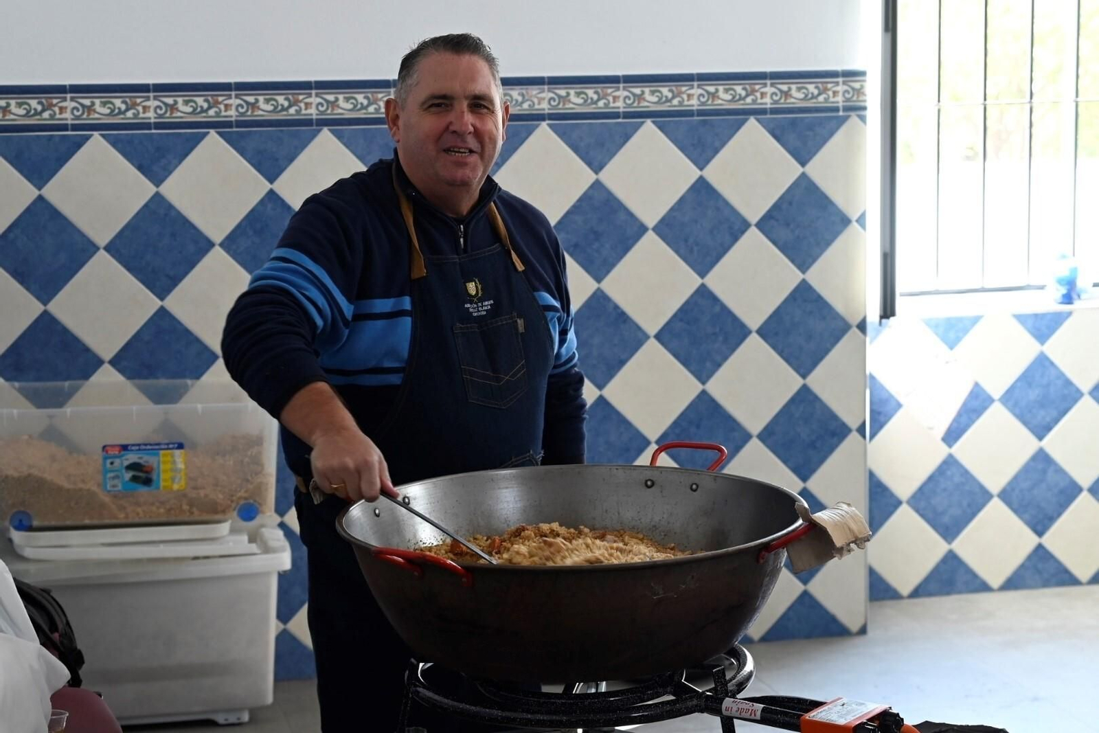 Las migas de la Cruz Blanca en Córdoba, en imágenes