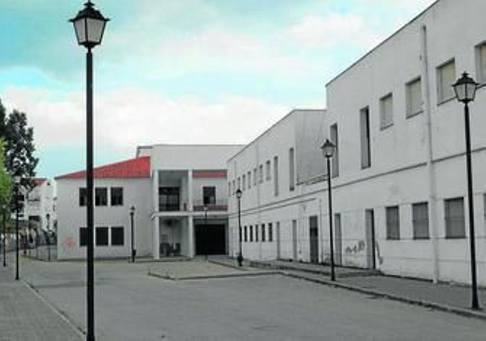 El centro aracenense lleva a cabo numerosas actividades a lo largo del año.