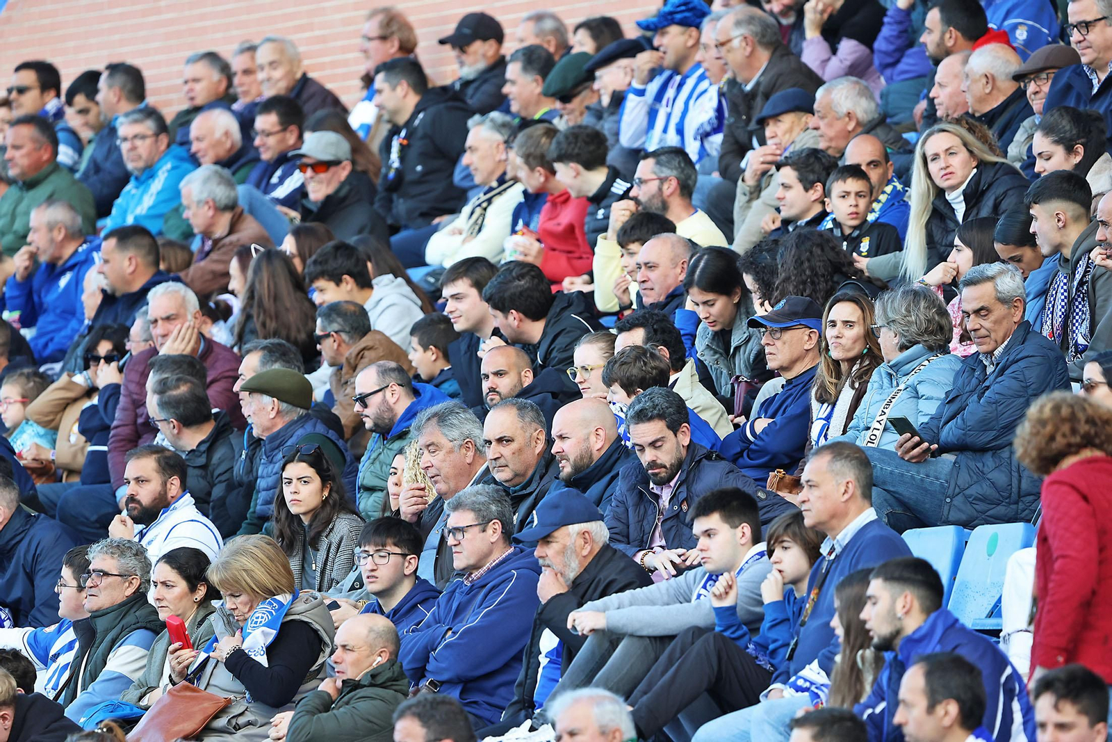 Búscate en el Nuevo Colombino en el Recreativo de Huelva vs Antequera