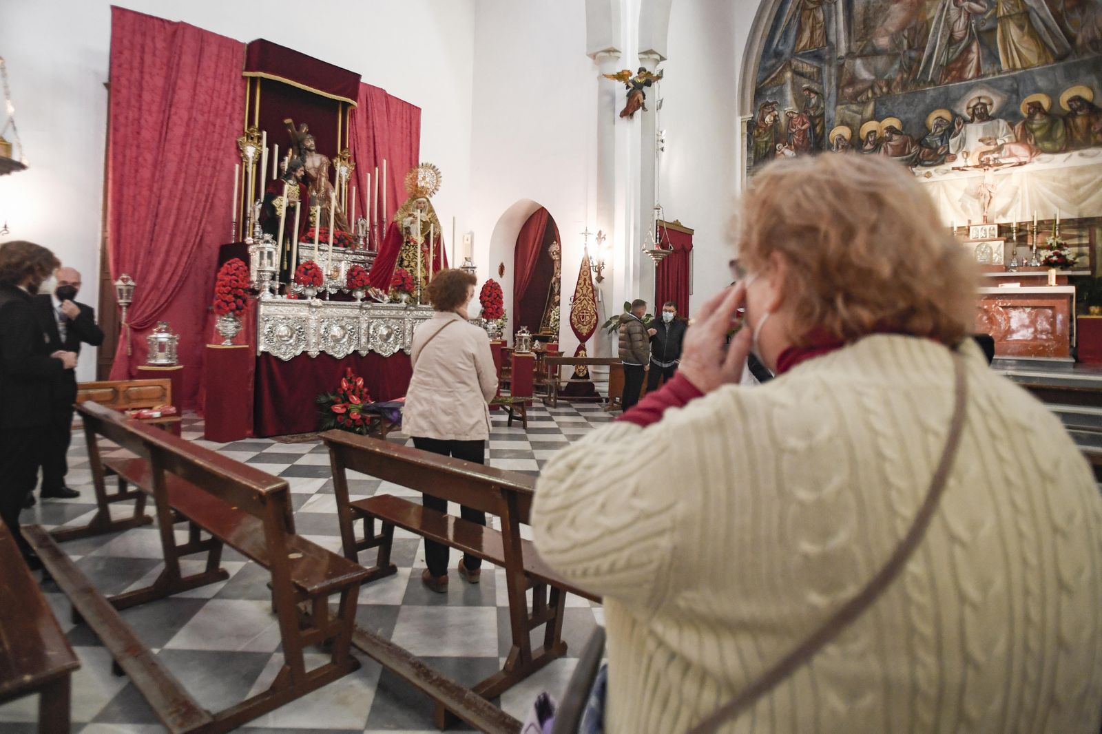 Fotos: el Zaidín visita a la hermandad el Trabajo en el Corpus Christi
