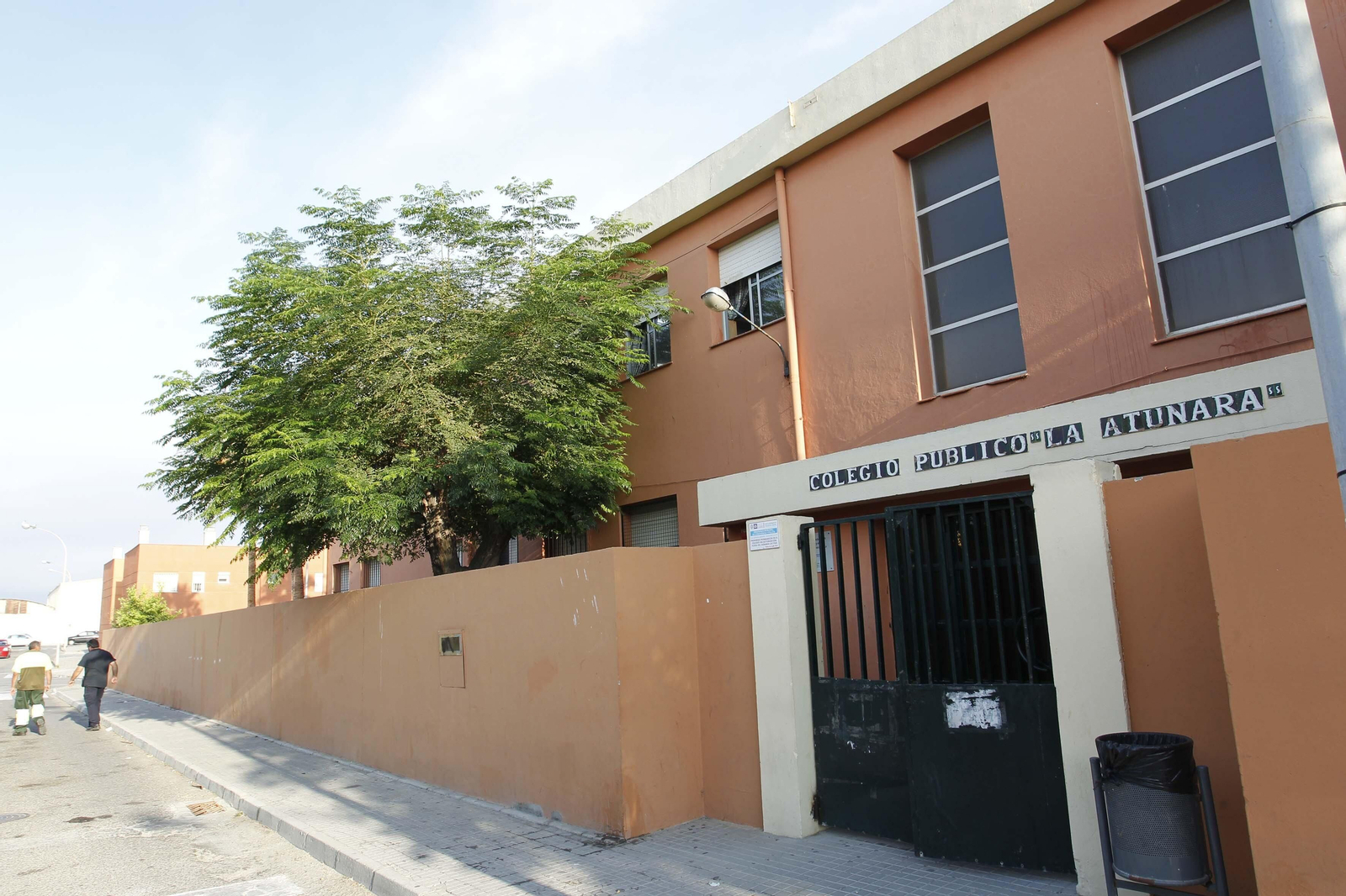 Colegio La Atunara. Colegio La Atunara.