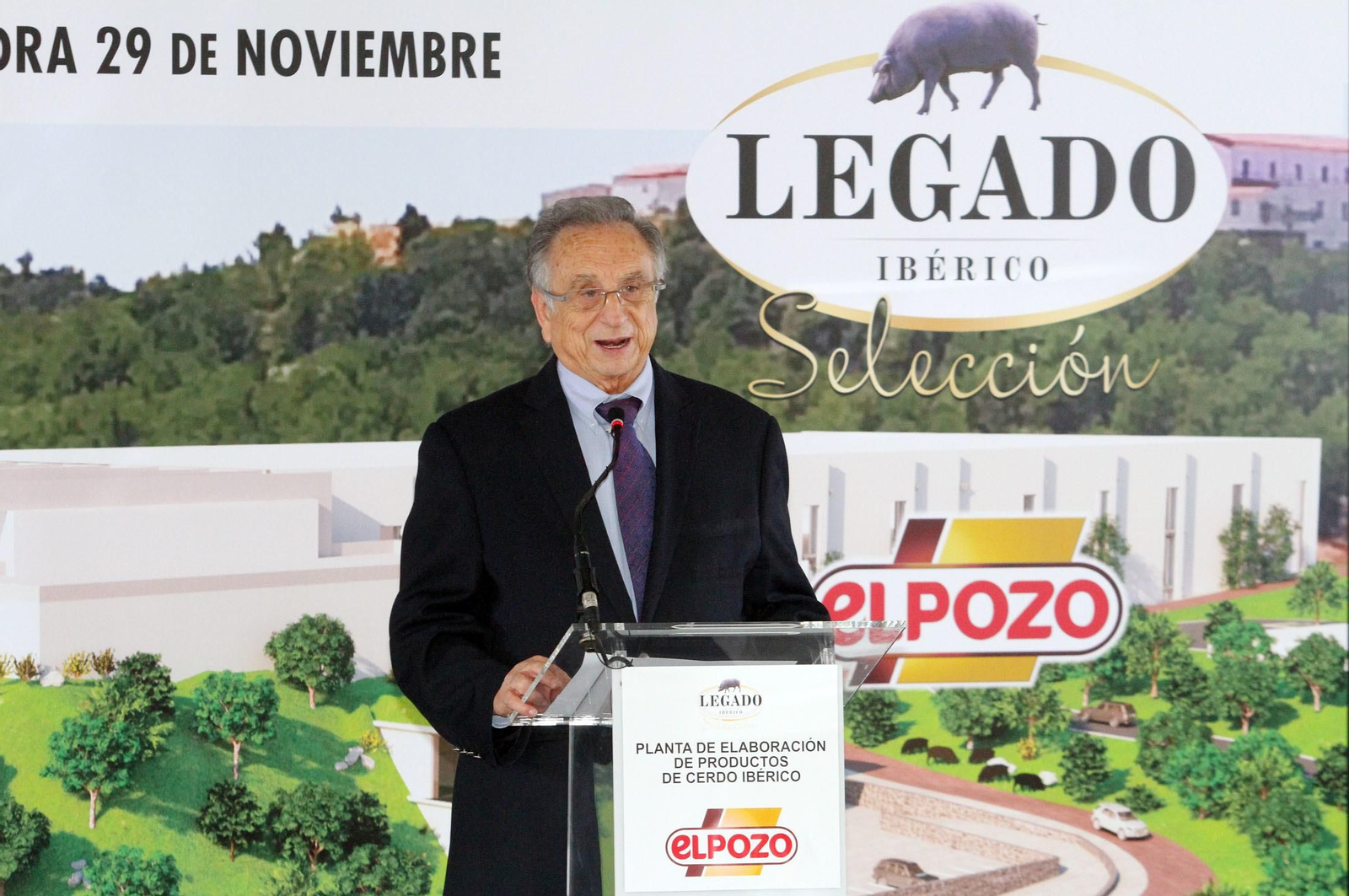 Imágenes de la colocación de la primera piedra de la planta de ElPozo en Jabugo.