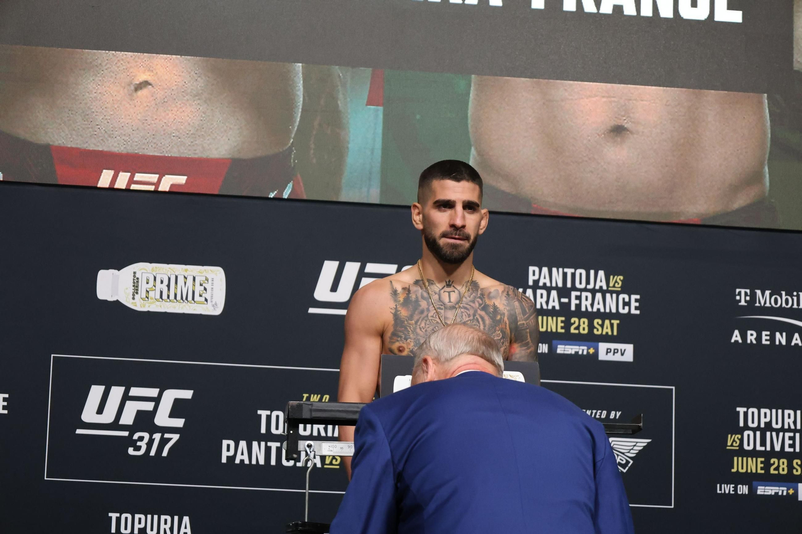 Las fotos del triunfo de Topuria ante Oliveira