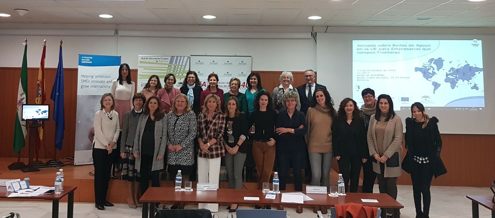 Las empresarias de Almería, tras la jornada celebrada con la CEA.