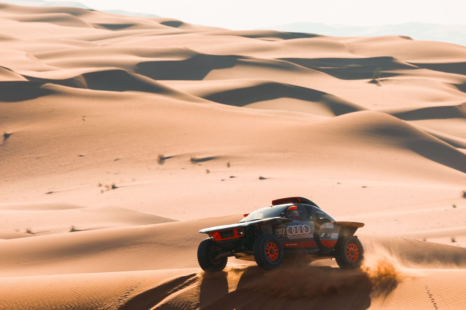 Las espectaculares imágenes del Dakar por las dunas