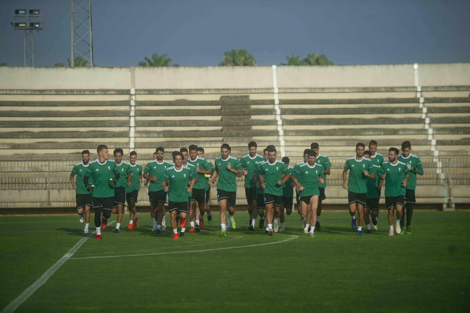 El primer entrenamiento del Córdoba CF, en imágenes