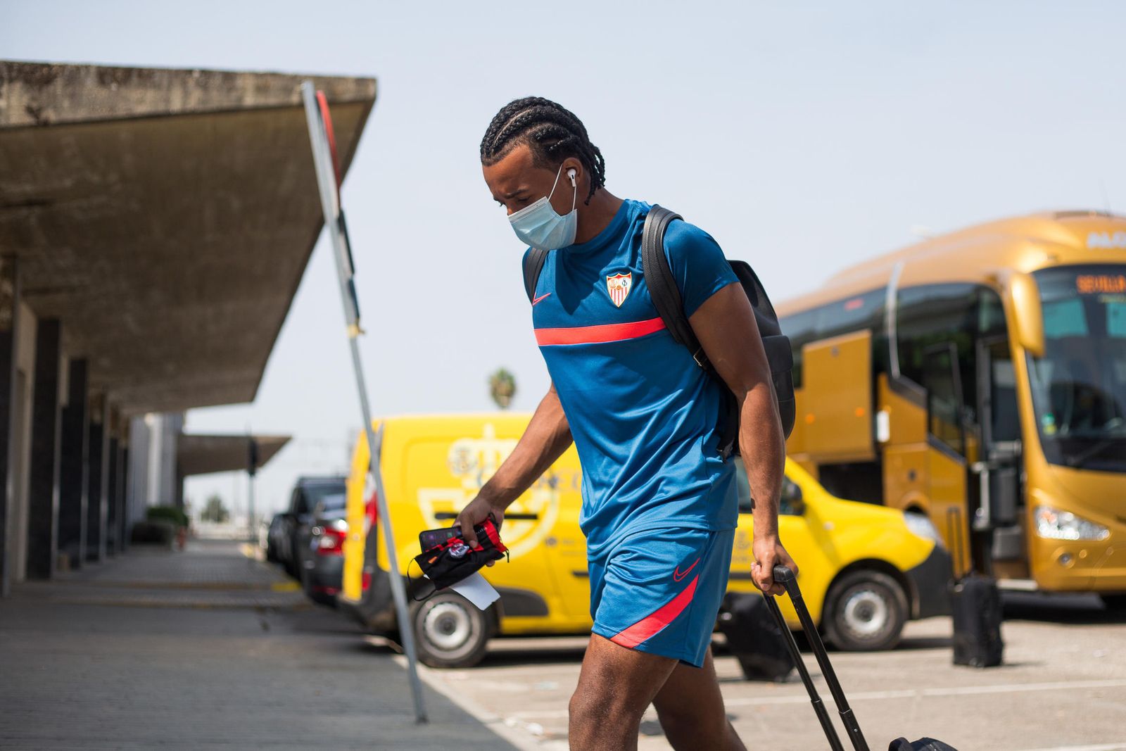 Koundé, en un viaje con el Sevilla.