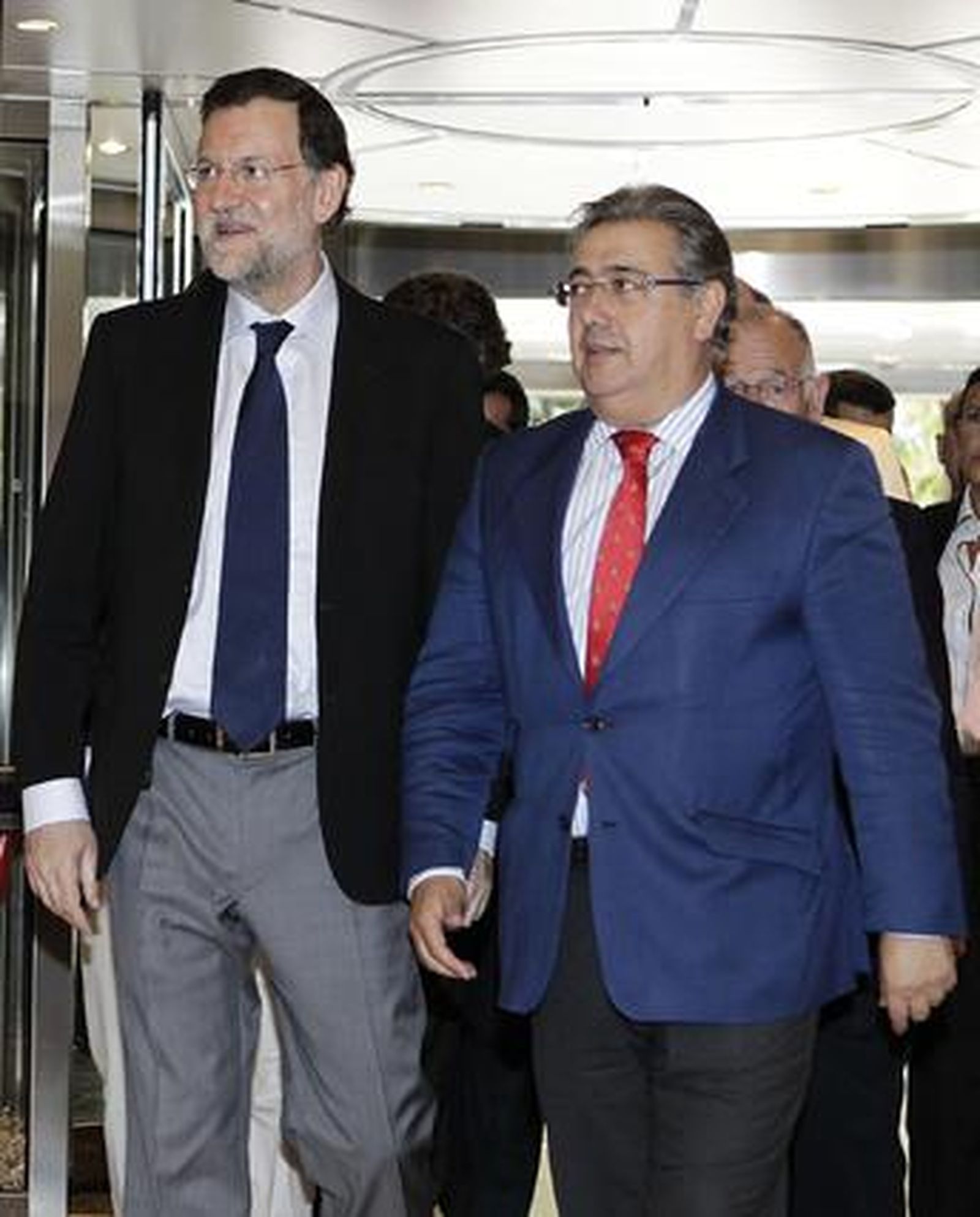 Rajoy, Arenas y Zoido, entre otros, acuden a la Junta Directiva Nacionald del PP realizada en Sevilla.

Foto: Antonio Pizarro