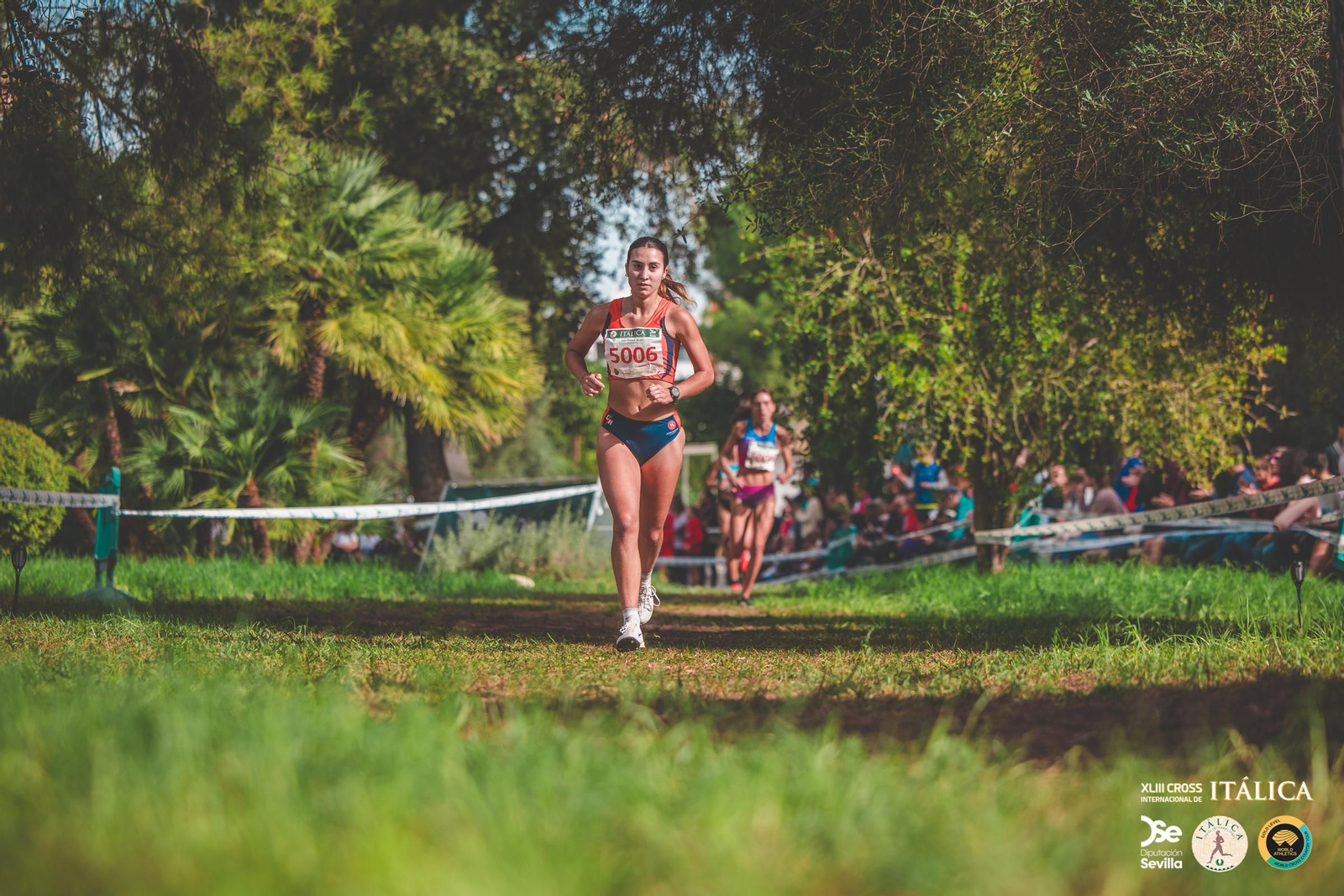 Búscate en las fotos del Cross de Itálica 2025 | 11