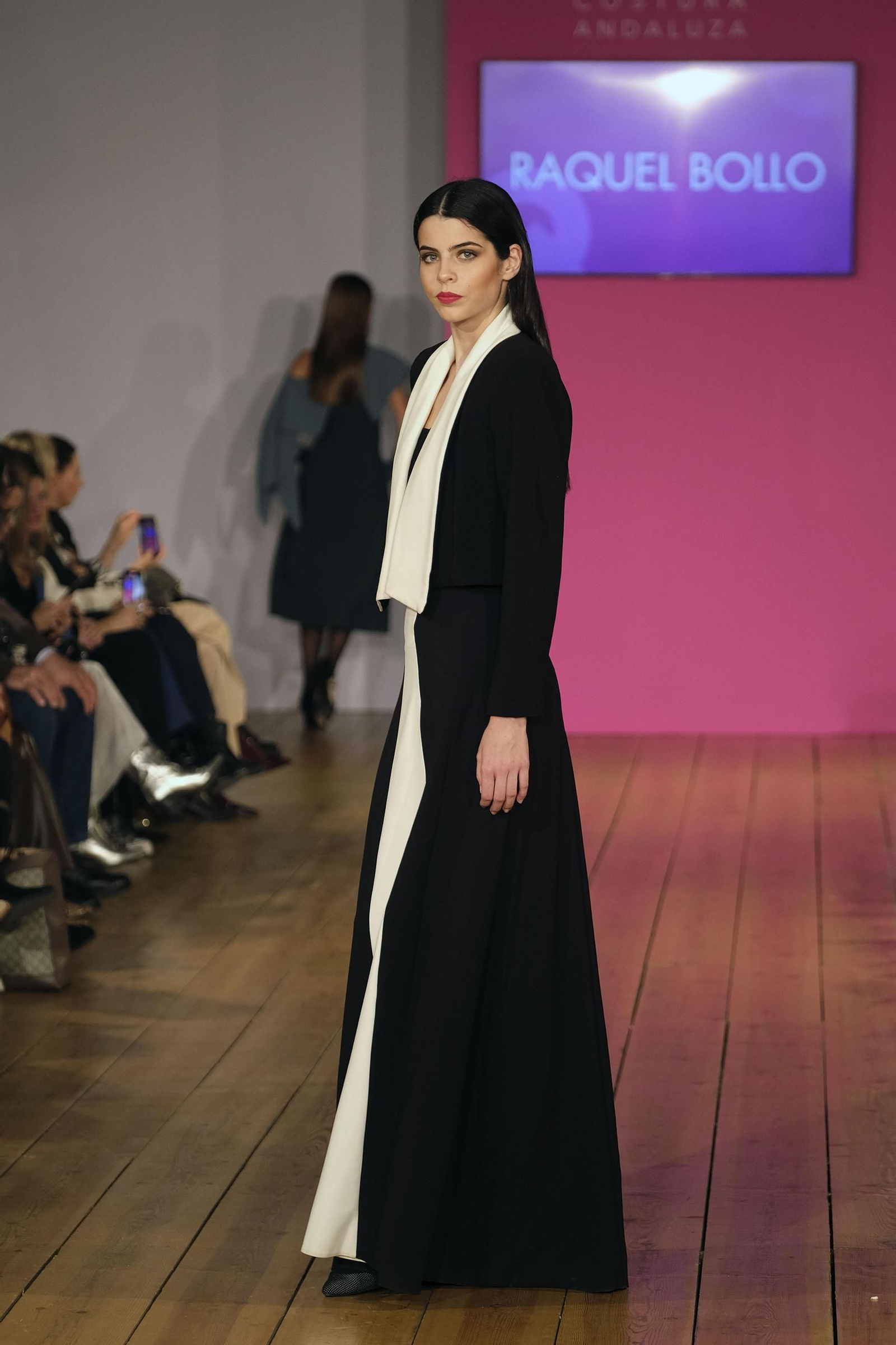 Raquel Bollo presenta su colección de invitada en SIQ, en imágenes