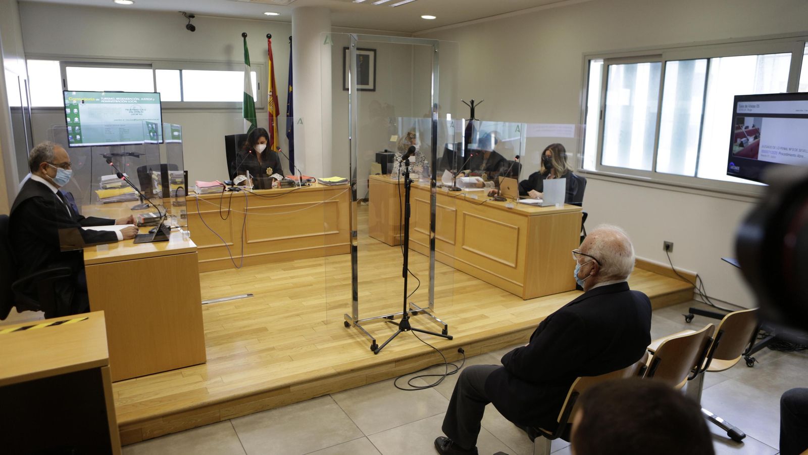 El psiquiatra Javier Criado, en el banquillo de los acusados.