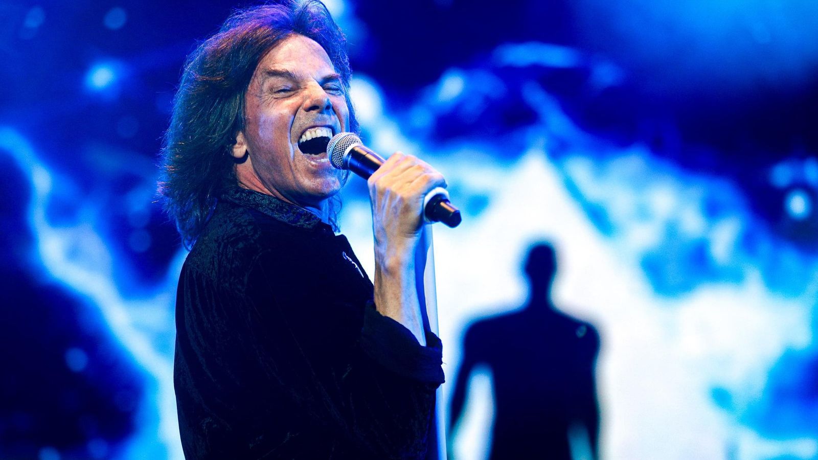 Joey Tempest durante el concierto de este domingo en Chiclana Joey Tempest durante el concierto de este domingo en Chiclana