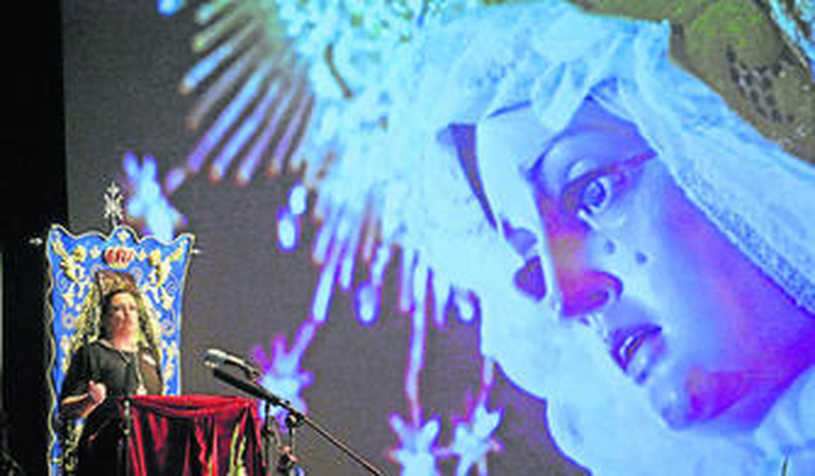 La pregonera, en un momento de su intervención.