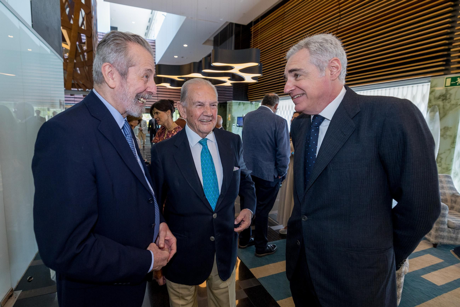 Las imágenes de la entrega del IX Premio Federico Joly a José Bohórquez Mora-Figueroa en Cádiz