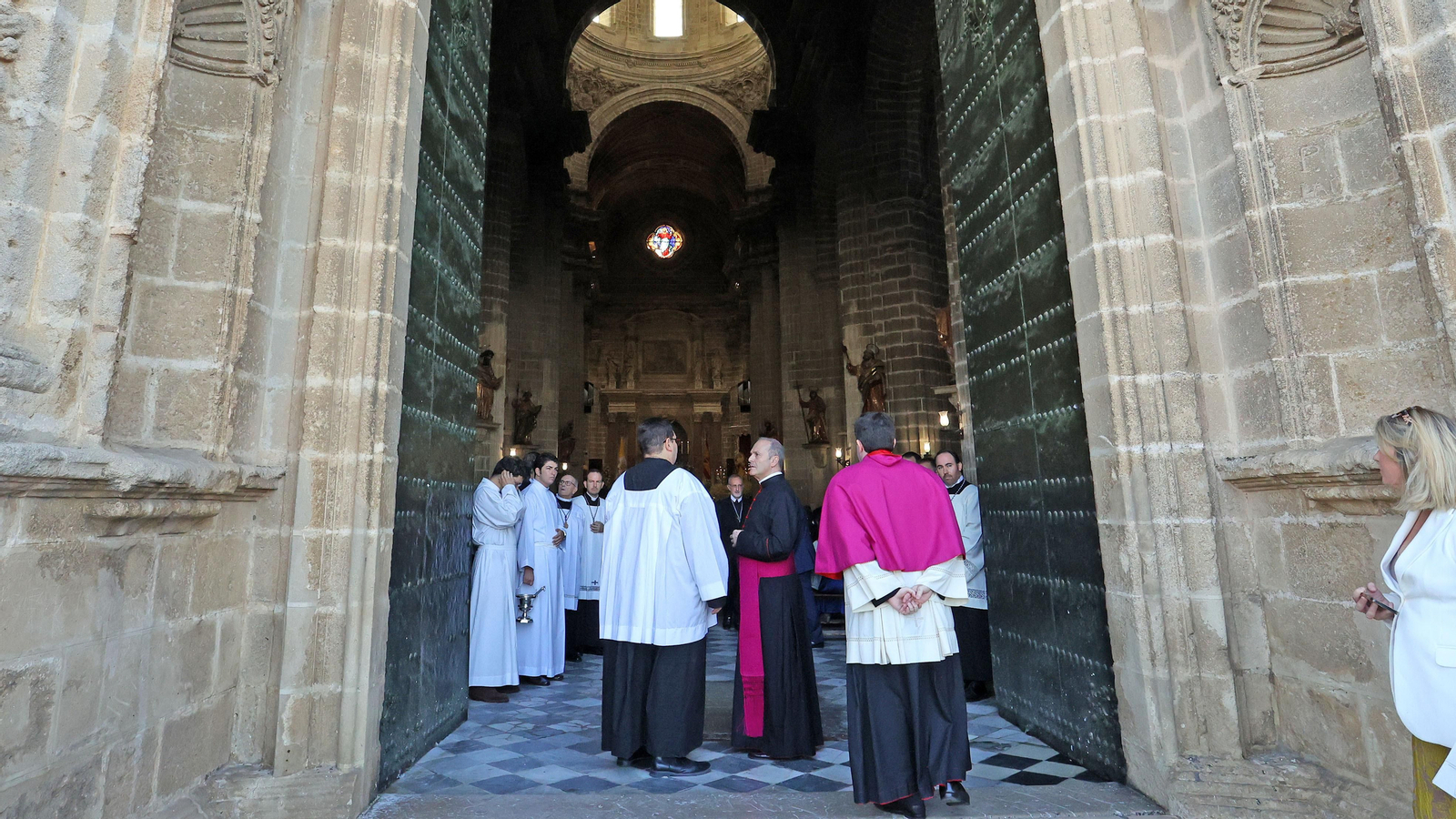 Las imágenes de la coronación de la Virgen de la Estrella en la Catedral.