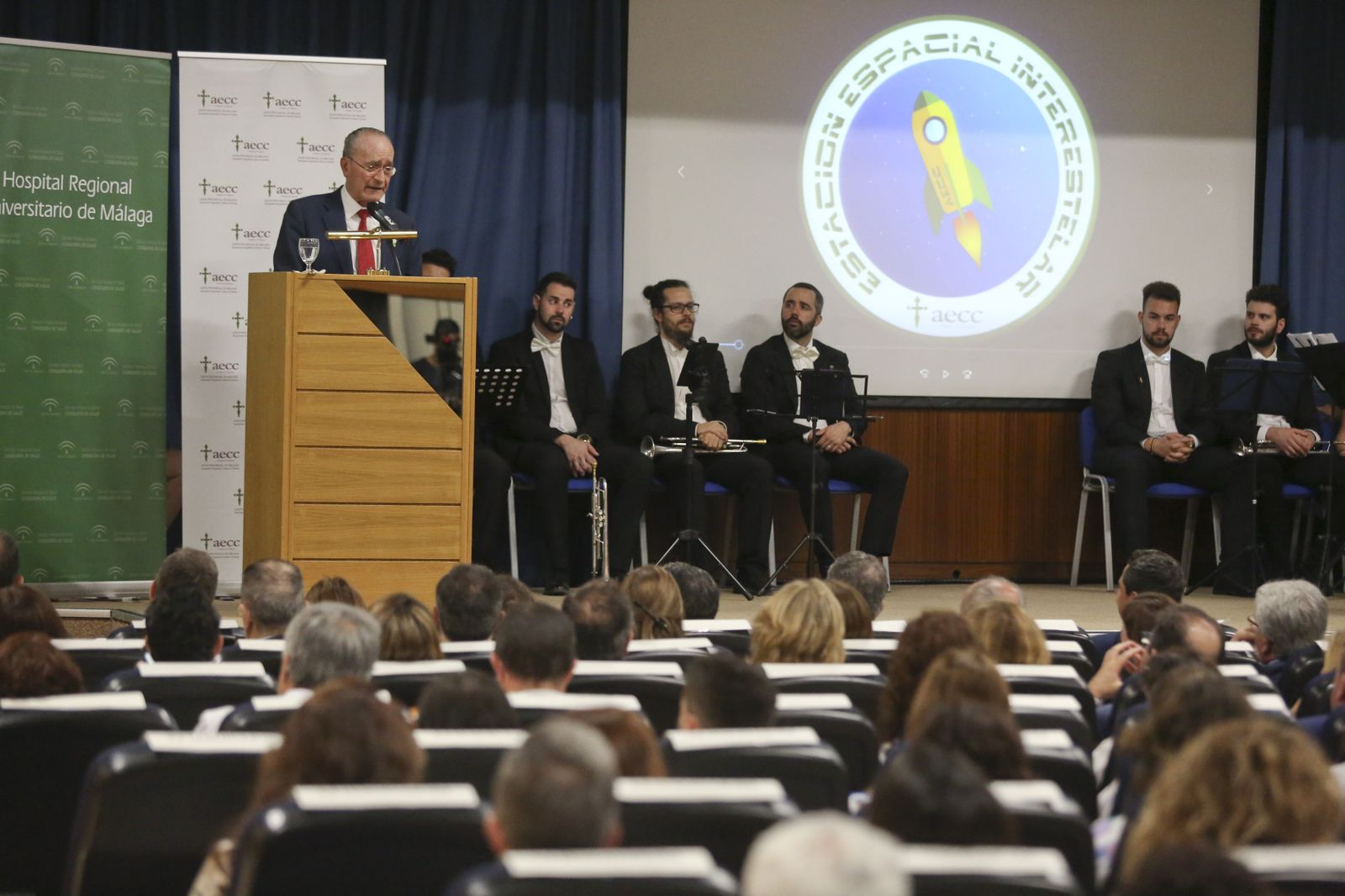 Las fotos de la presentación de la nave espacial de la Asociación contra el Cáncer en Málaga