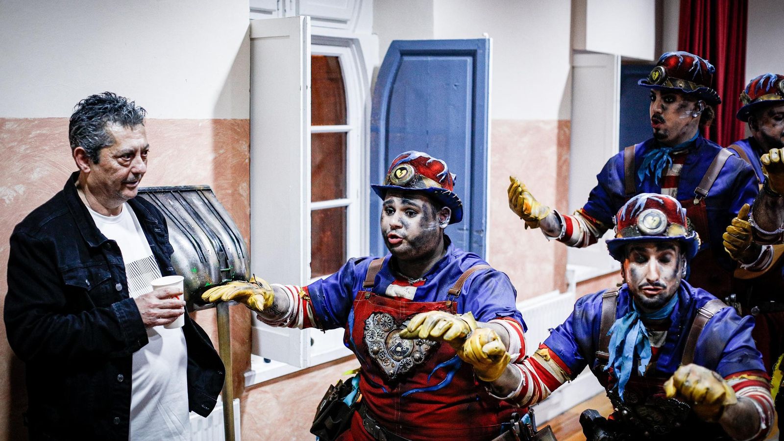 Búscate entre las mejores imágenes de la primera sesión de cuartos de final del COAC 2025