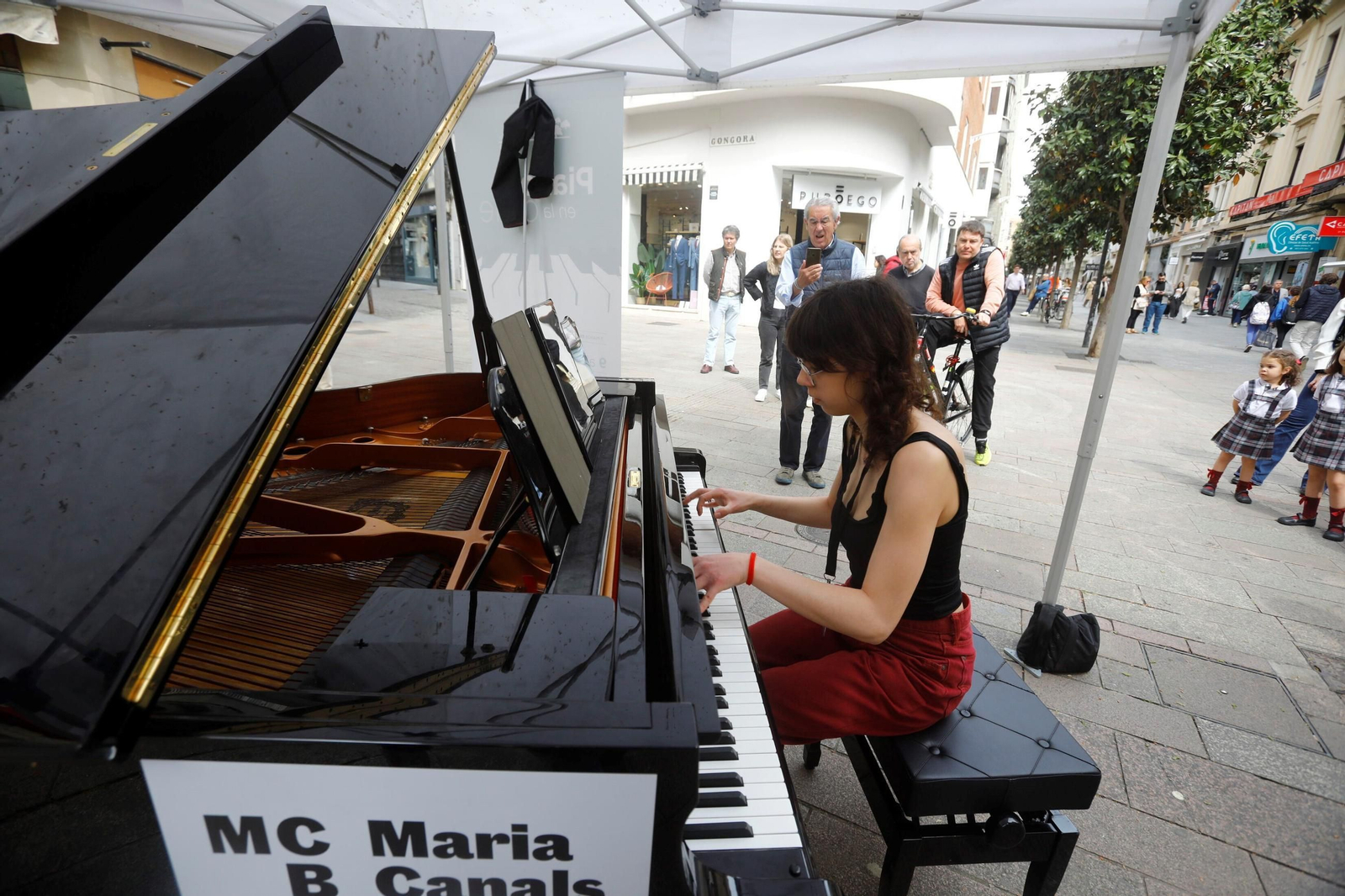 Córdoba se llena de música con la iniciativa 'Pianos en la calle'