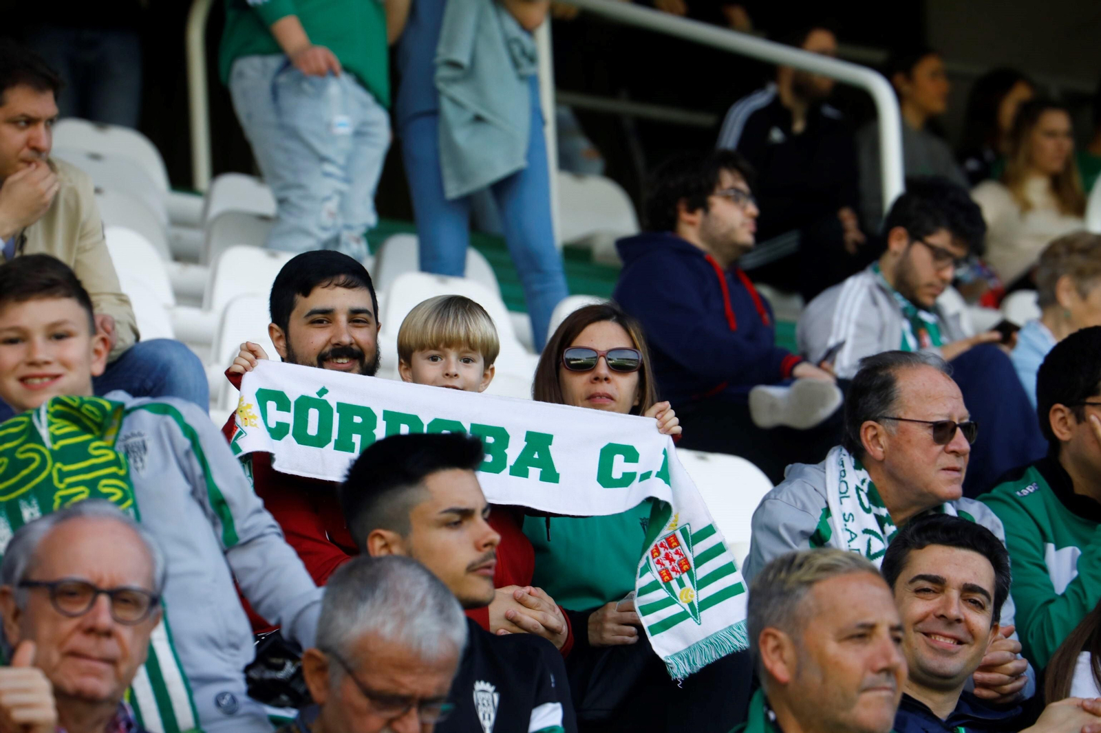Las mejores fotos del ambiente en El Arcángel en el Córdoba CF - Ceuta