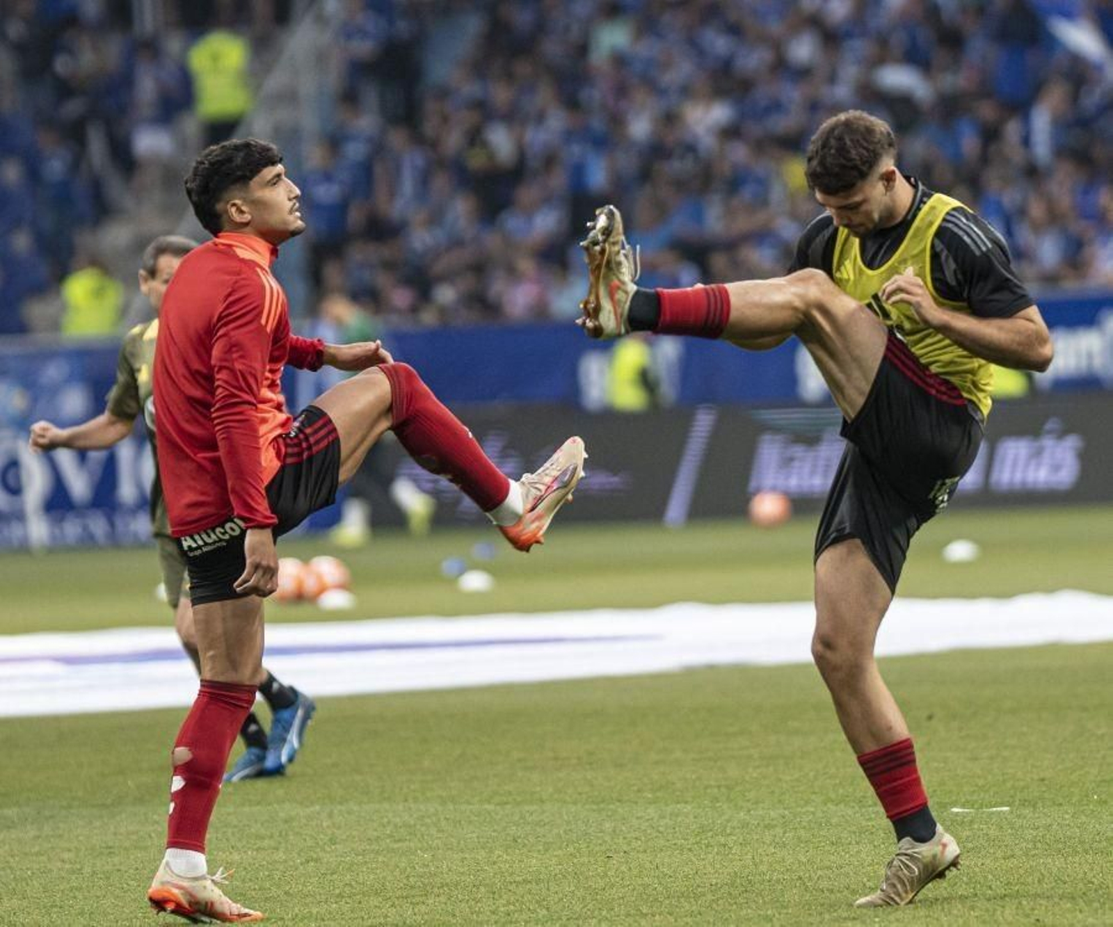 Las fotos del ascenso del Oviedo ante el Mirandés
