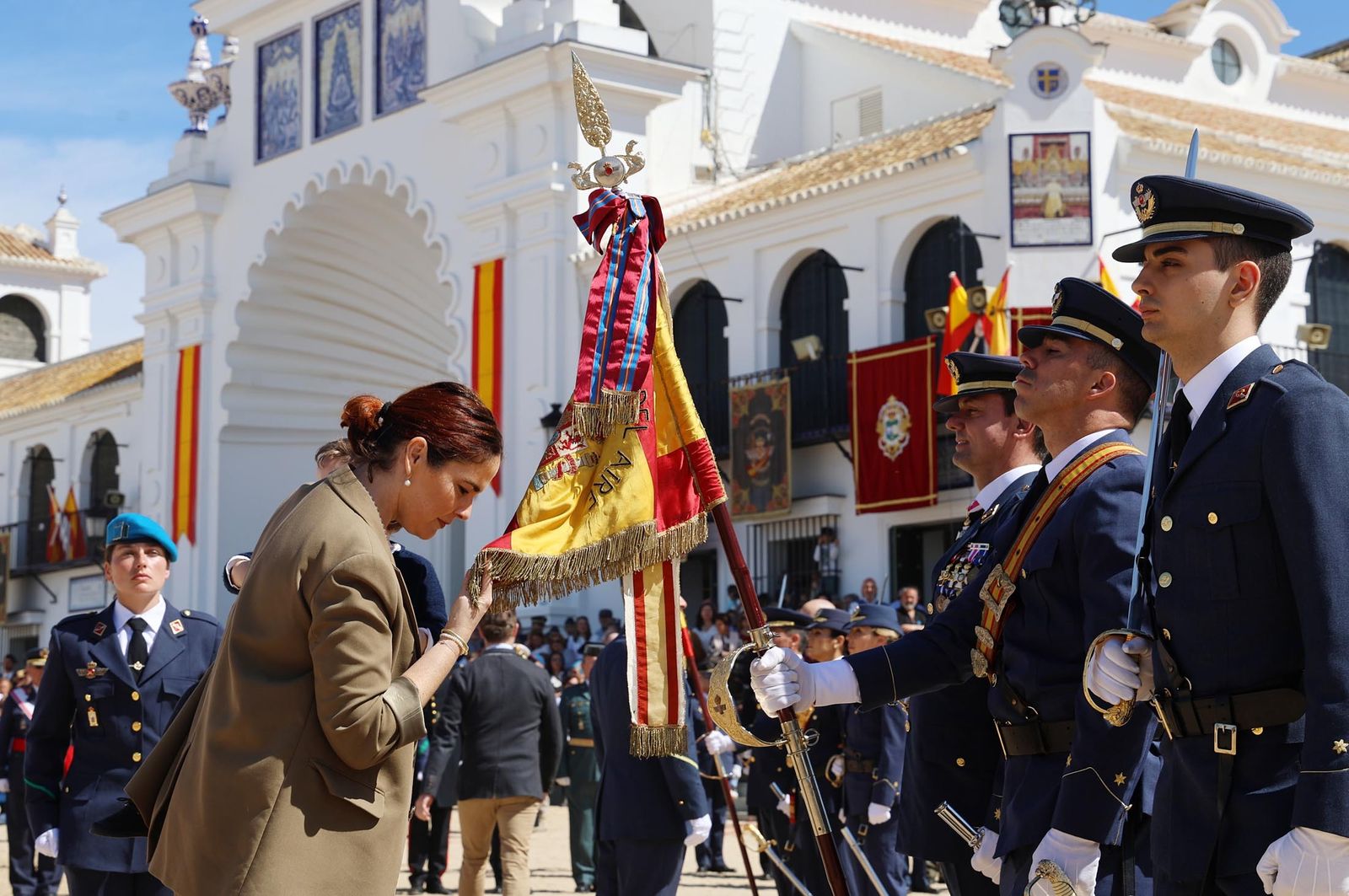 Imágenes del acto de Juramento o Promesa de Fidelidad a la Bandera Nacional en El Rocío