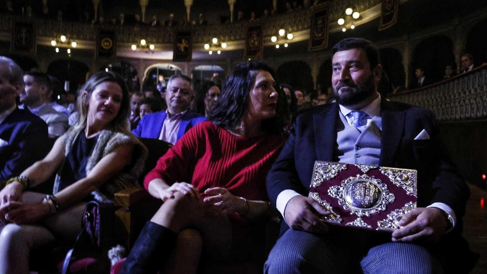 Todas las imágenes del Pregón de Fernando Díaz de la Semana Santa de Cádiz 2024