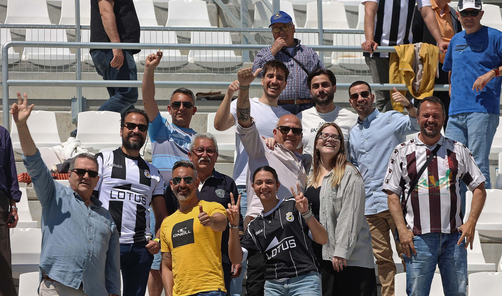 Búscate en el Ciudad de La Línea durante el Balona - Cartagena B de Segunda RFEF