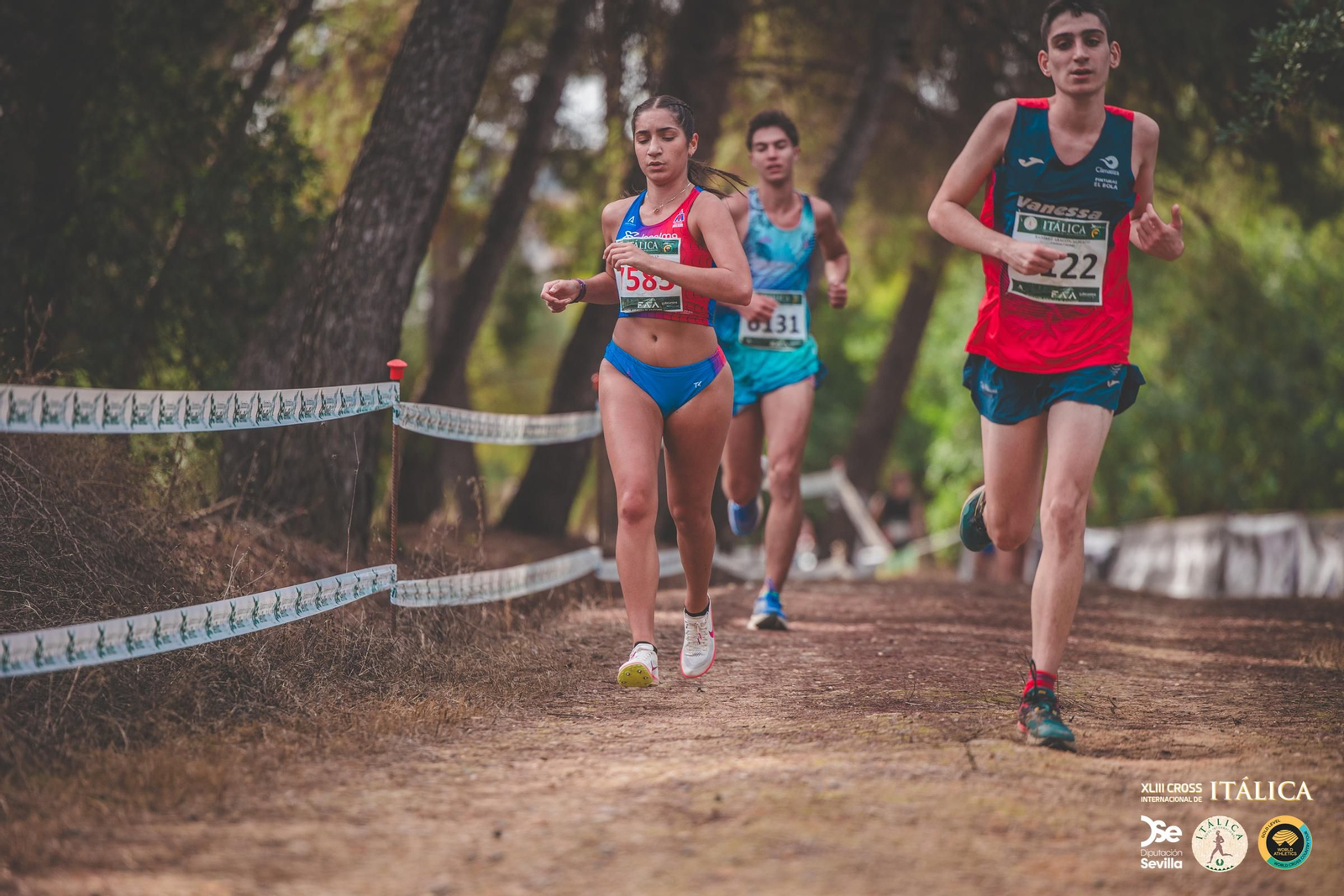 Búscate en las fotos del Cross de Itálica 2025 | 4