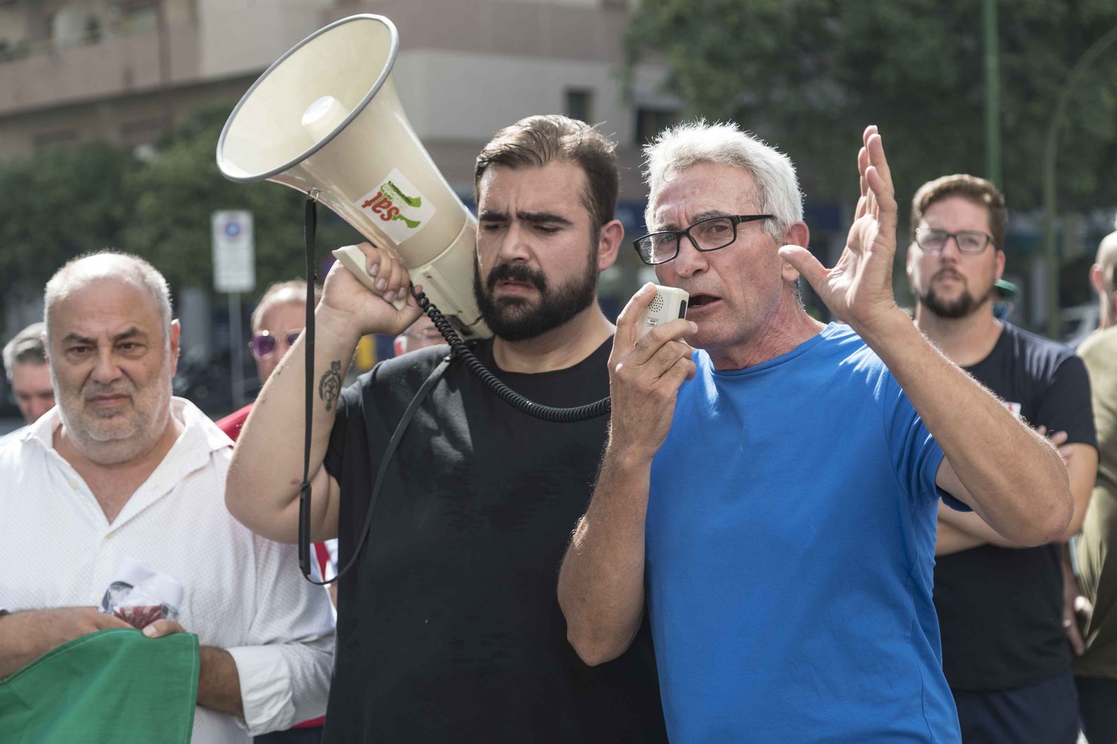 Oscar Reina (izquierda) y su antecesor Diego Cañamero durante otro  juicio al SAT