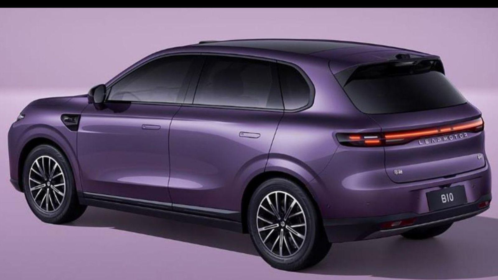 La plataforma Leap 3.5 que emplea B10 es la misma que también usará el B05 de inminente comercialización en España.