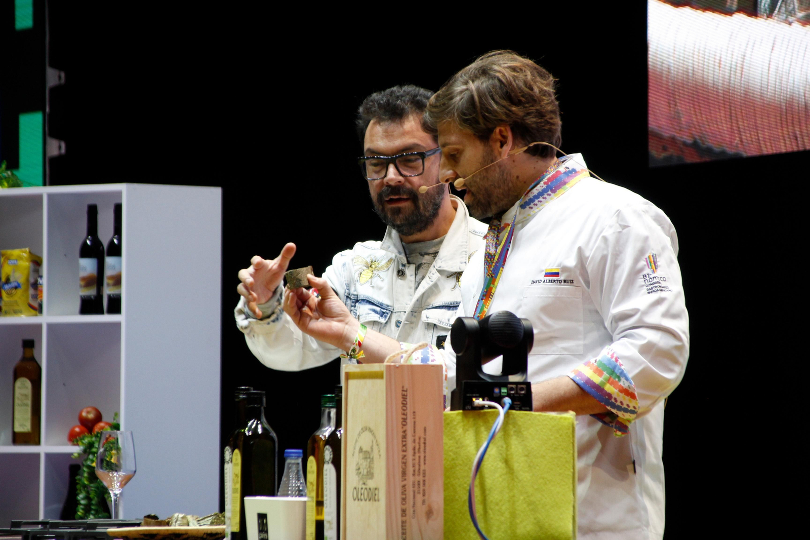 Binómico: Imágenes de la jornada de la jornada de martes en el congreso gastronómico Iberoamericano