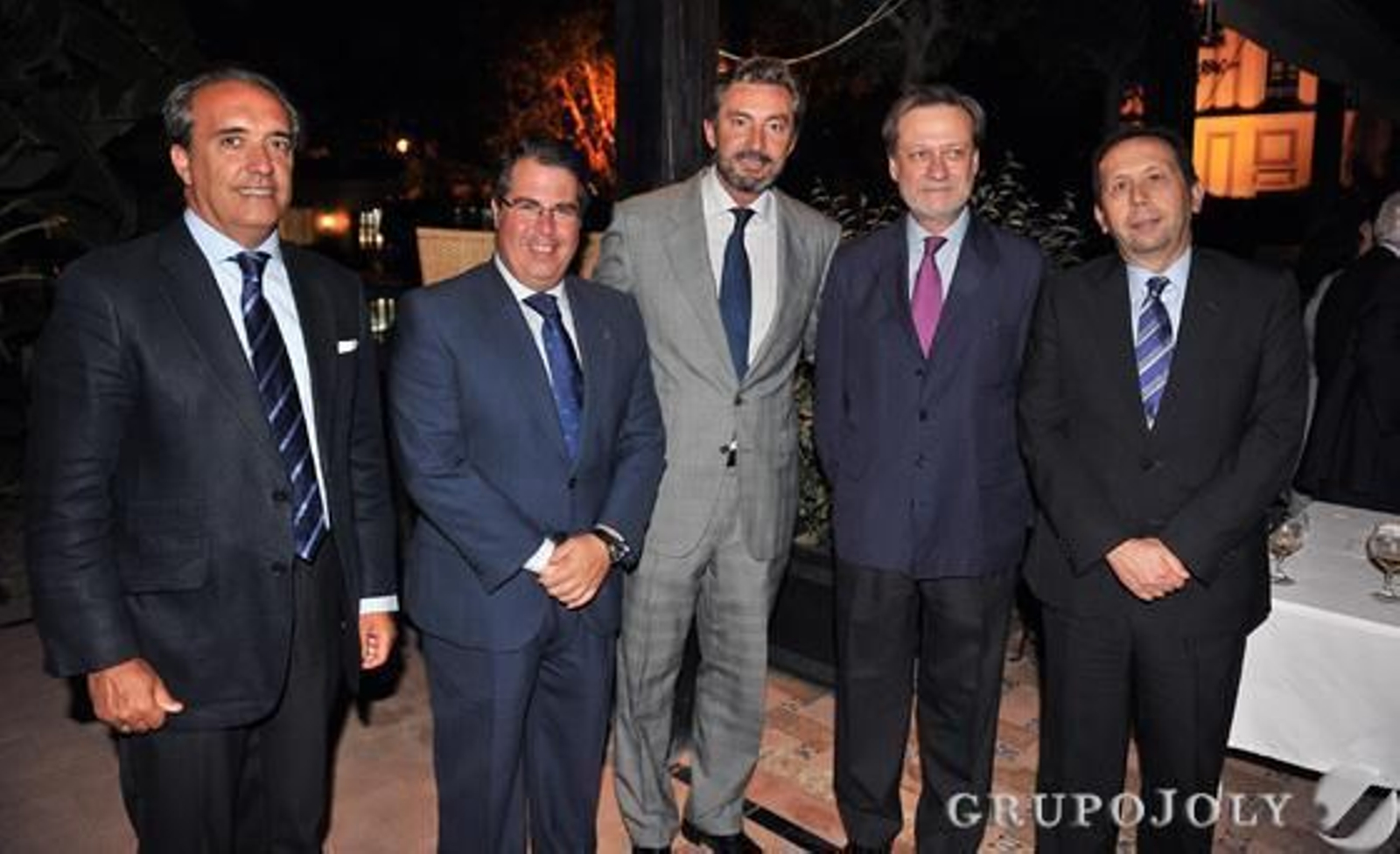 El empresario Ramón Ybarra; Gregorio Serrano, primer teniente de alcalde; Gaspar  Sáez, gerente de Fibes; Miguel Ángel de la Rosa y  José Antonio Carrizosa.  Foto: Juan Carlos Vazquez/Victoria Hidalgo