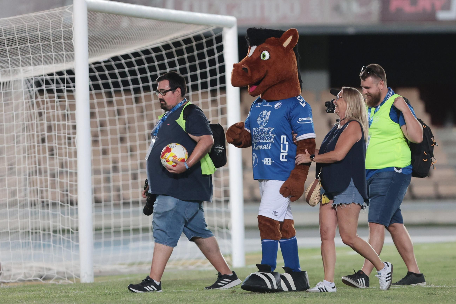 Imágenes del Trofeo de la Vendimia entre  Xerez DFC contra Real Madrid C en Chapín
