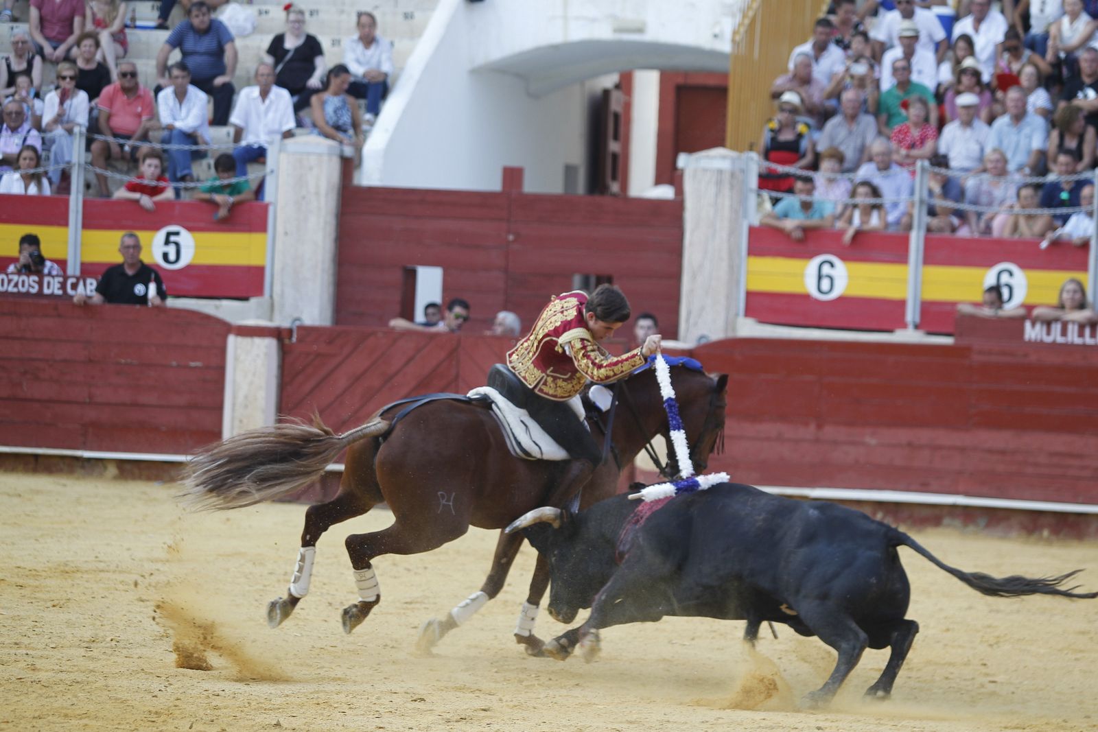 Fotogalería corrida de rejones. Feria de Almería 2019