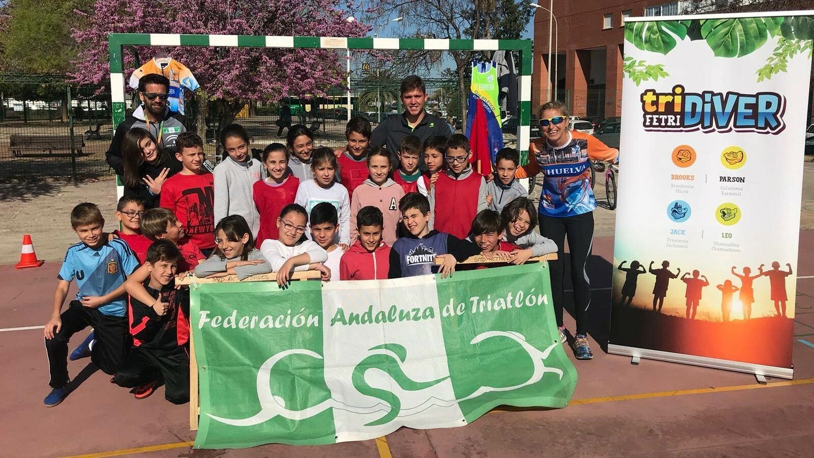 Promocion del triatlon en los colegios Huelva.