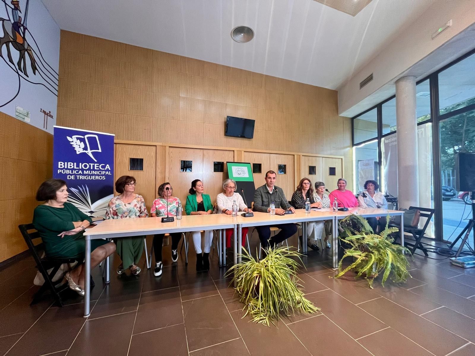 Acto de presentación de la iniciativa ciudadana solidaria.