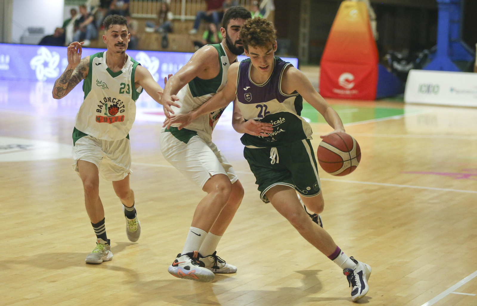 Las fotos del Unicaja EBA - Vikingos Syngenta Murgui
