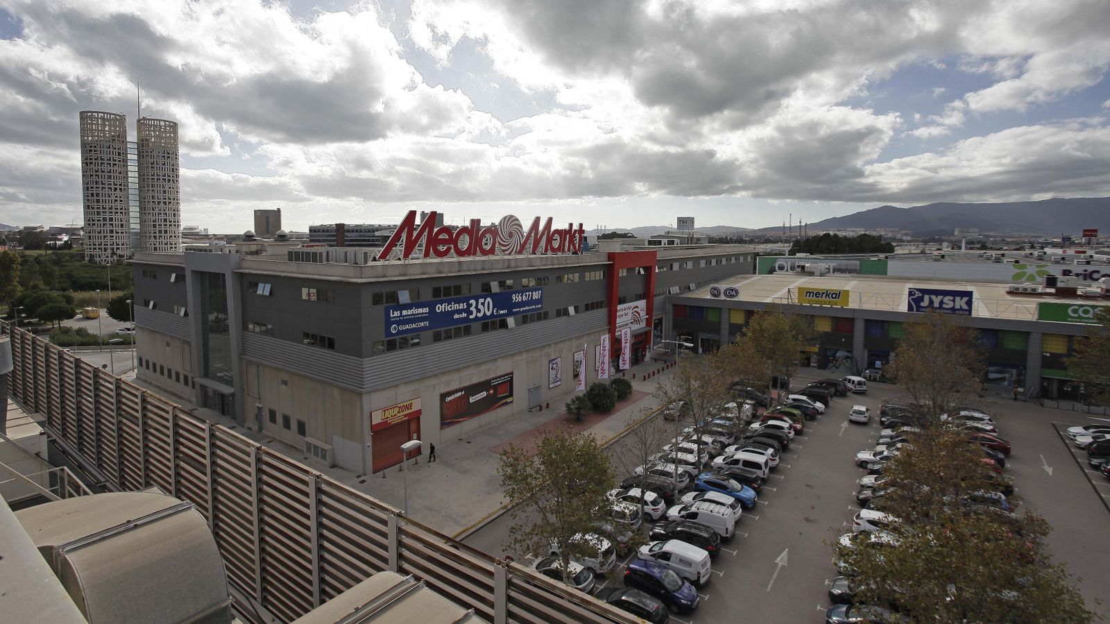 Crisis en Palmones y polígonos comerciales