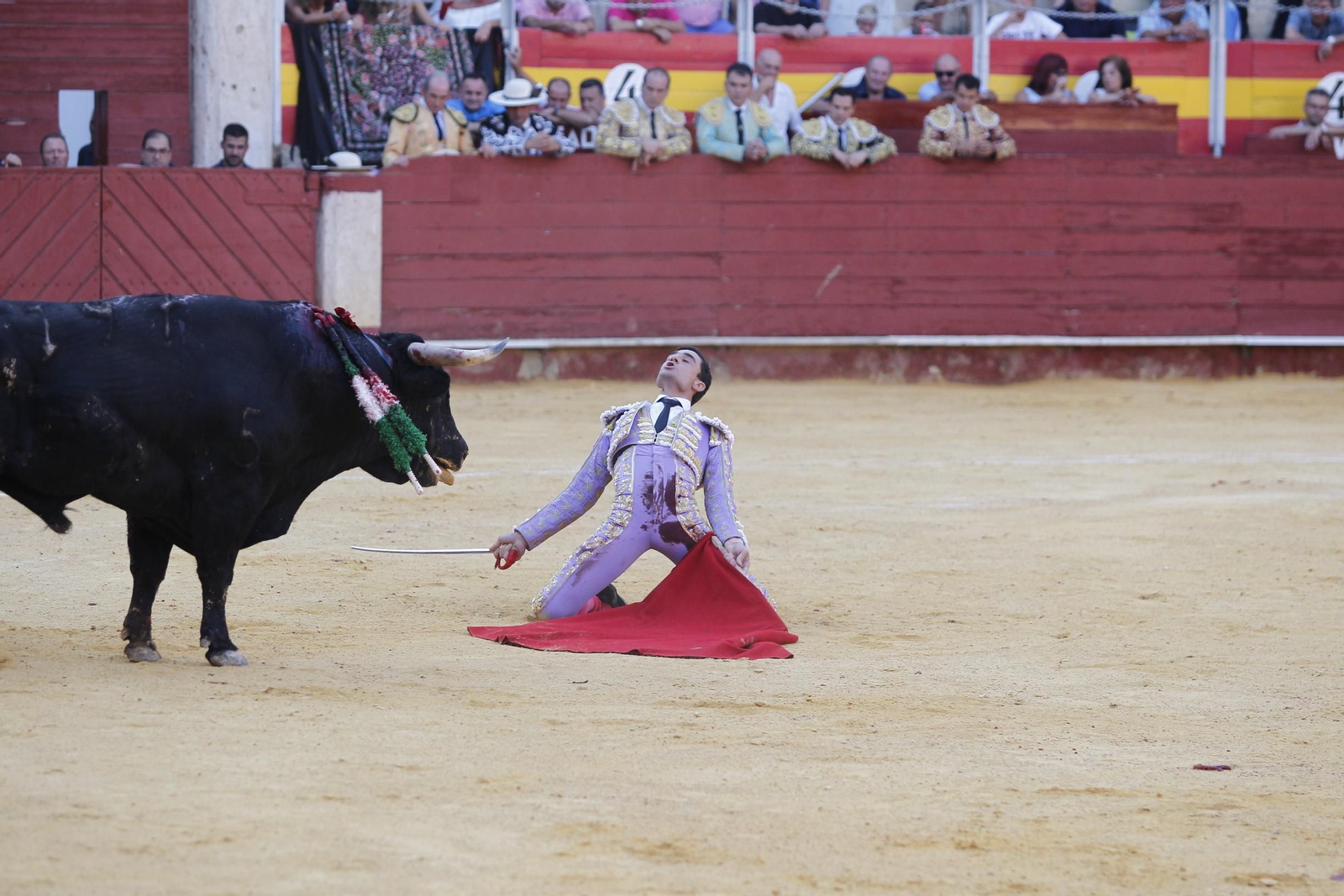 Fotogalería segunda corrida de toros. Feria de Almeria 2019