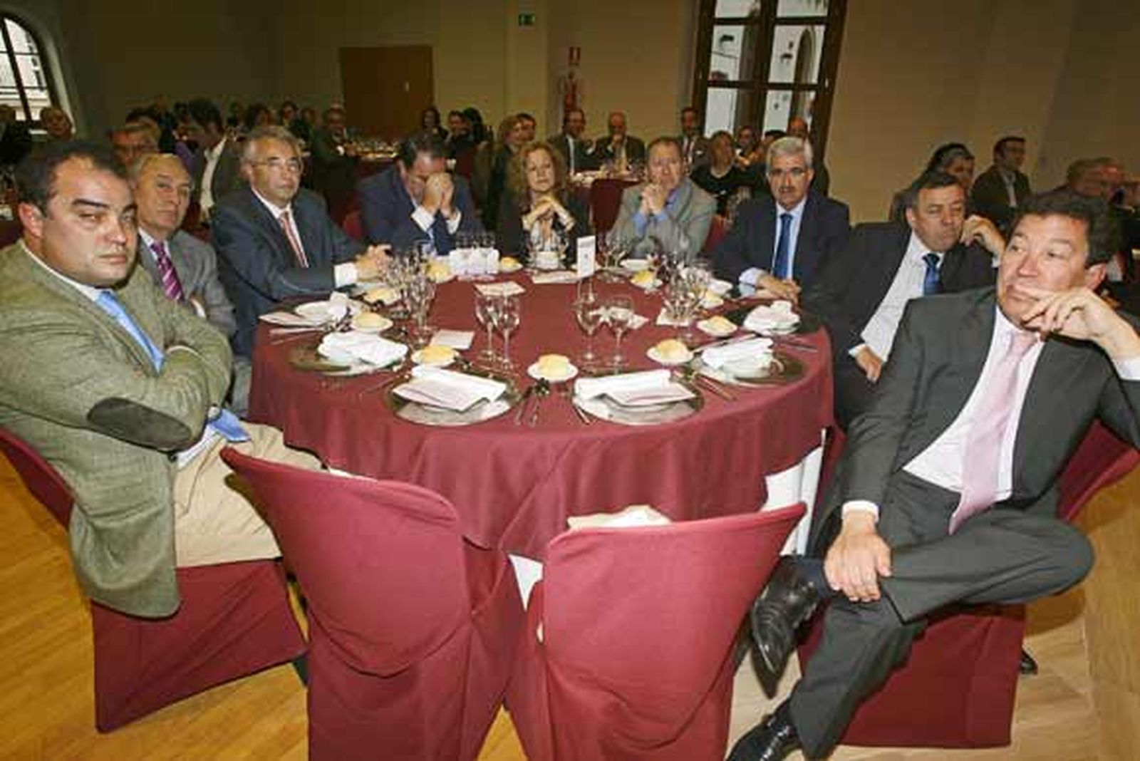 David Fernández, Sebastián Saucedo, Miguel González, José de Mier, Carmen Rodríguez, Juan Cano, Manuel Jiménez, Diego Sales y José Antonio Barrosoo. 

Foto: Julio Gonzalez/Joaquin Pino/Lourdes de Vicente
