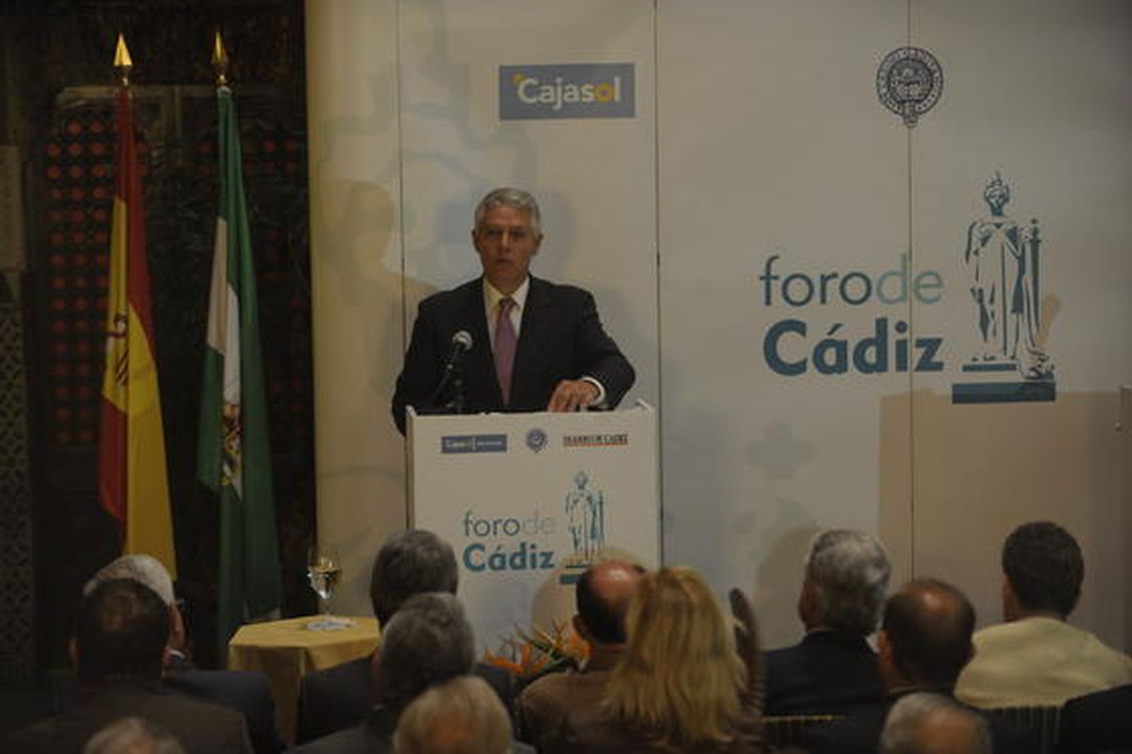 Menacho realizó un encendido elogio del trabajo en el Bicentenario.

Foto: Joaquin Hernandez Kiki