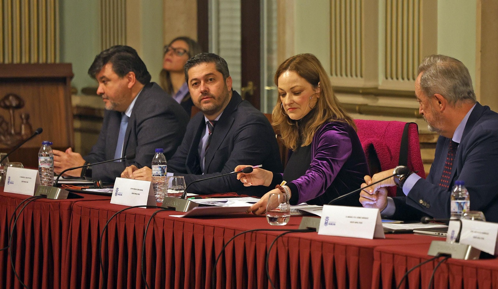 Imágenes de la sesión plenaria del Ayuntamiento de Huelva