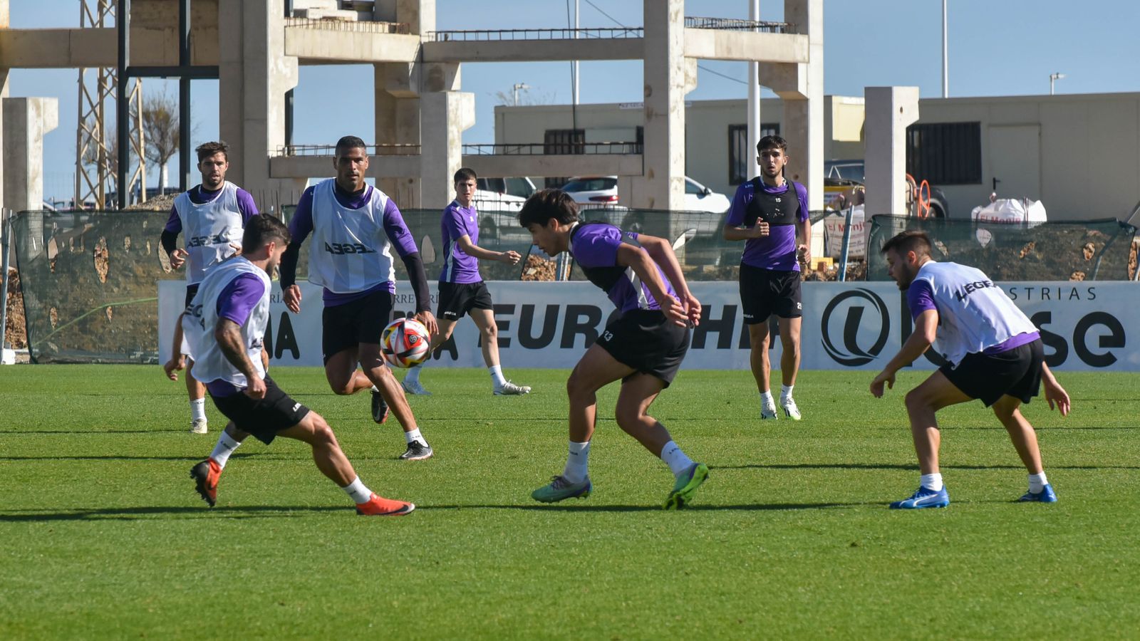 Las fotos del entrenamiento de la Balona previo a la visita del líder Yeclano