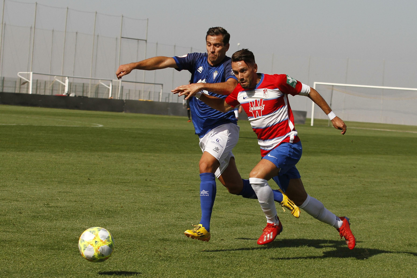 Alberto López subió en numerosas ocasiones por su banda