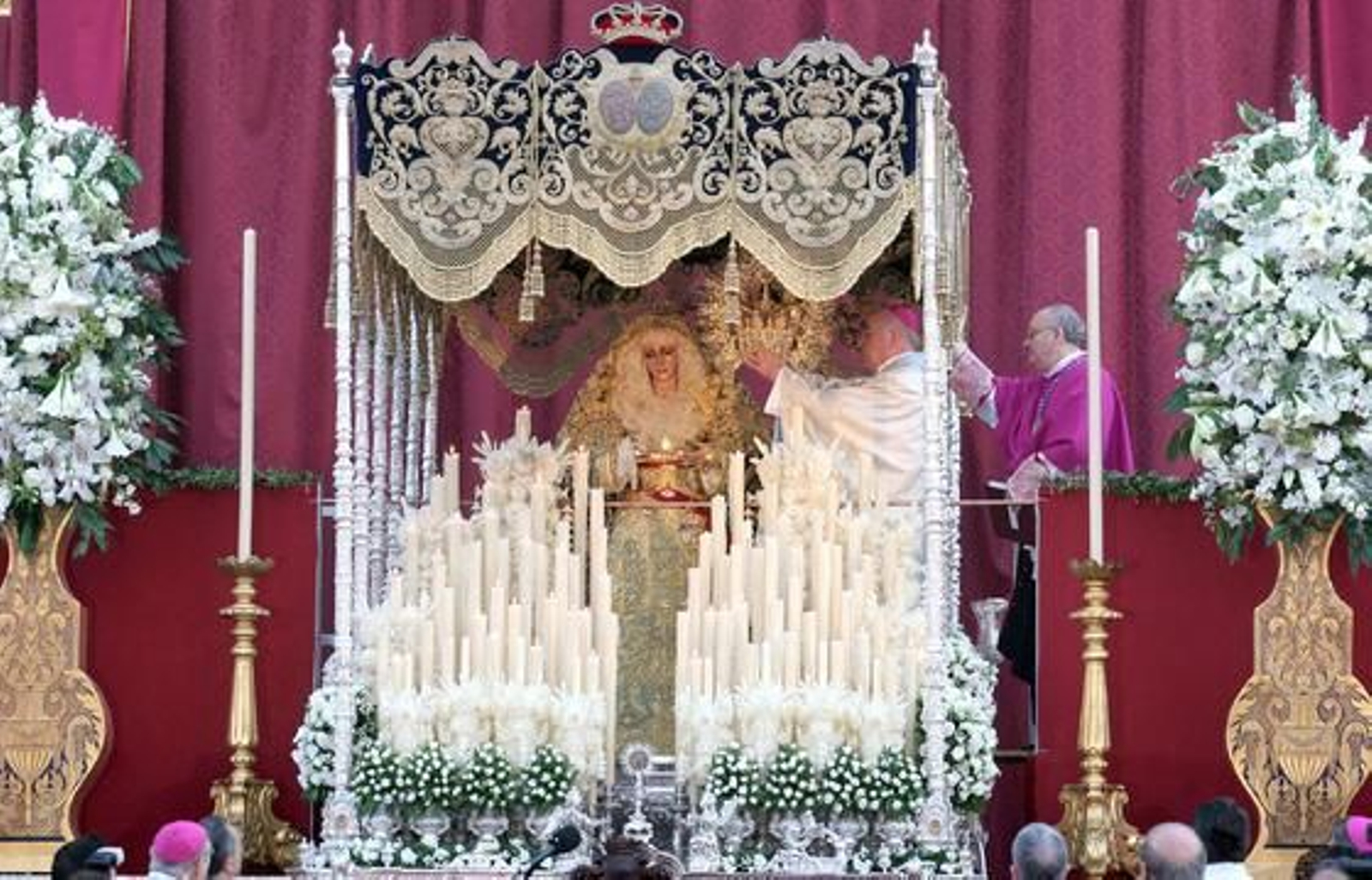 Coronación canónica de la Virgen de la Victoria.  Foto: Josué Correa