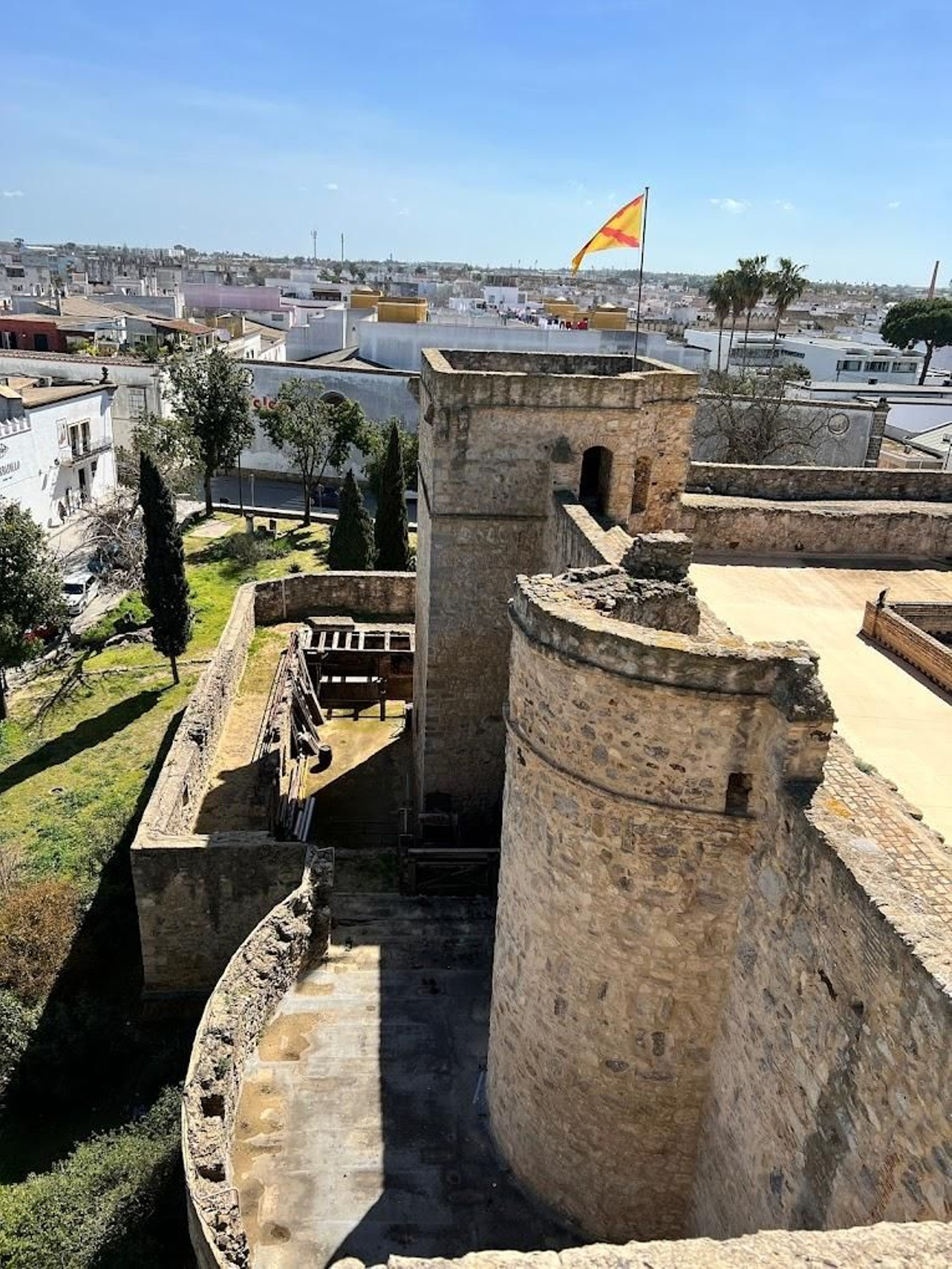 Castillo de Santiago, en Sanlúcar. Castillo de Santiago, en Sanlúcar.