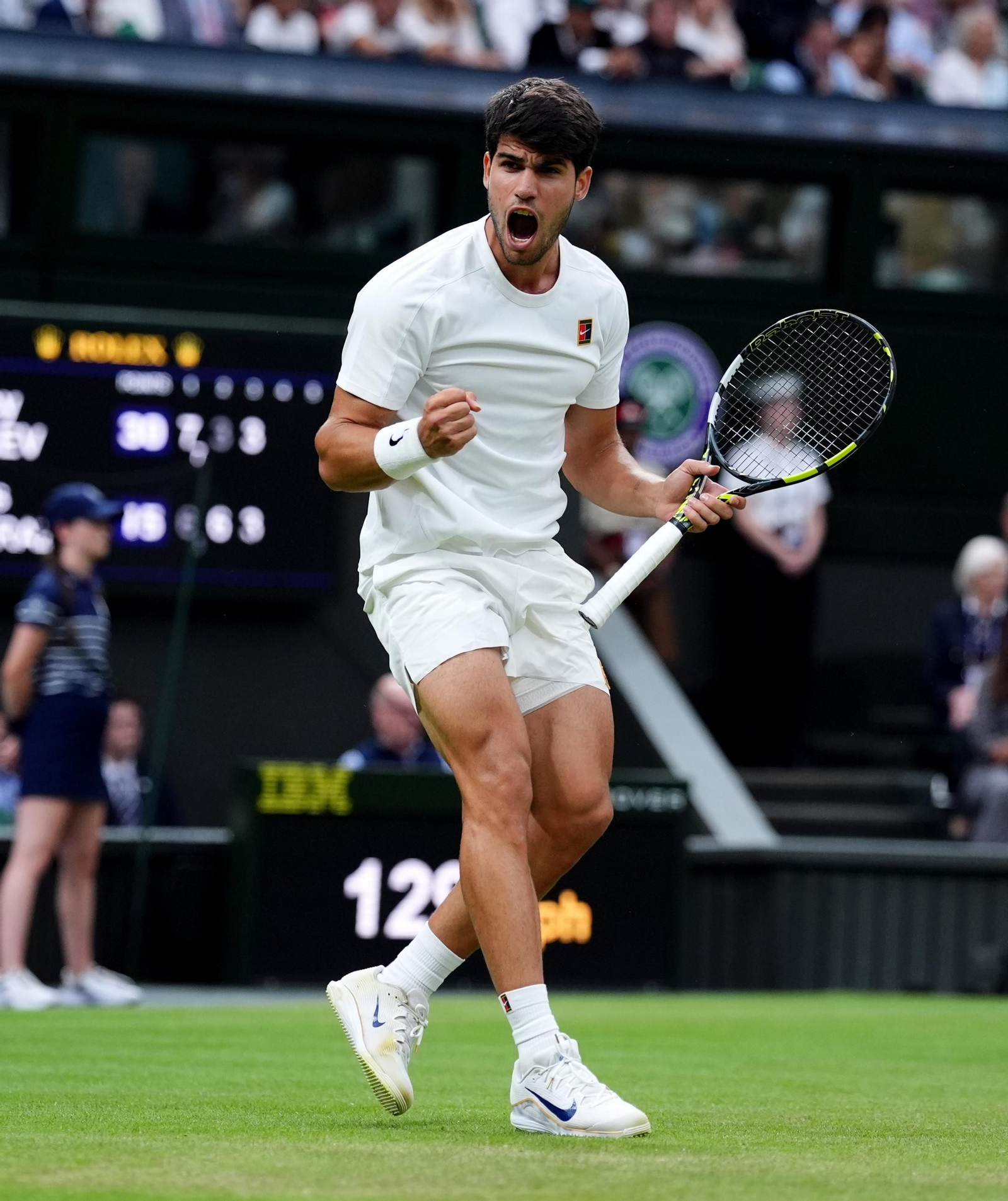 Las fotos del triunfo de Alcaraz en octavos y el resto de la jornada de Wimbledon